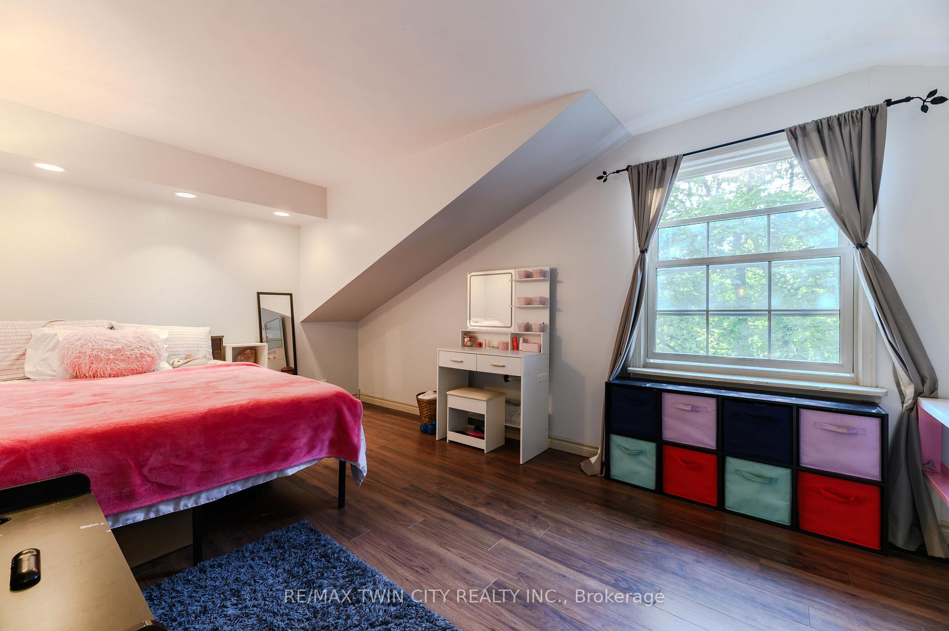 Photo 21 of 49 Thomson Road, Norfolk, Simcoe — HOMEH