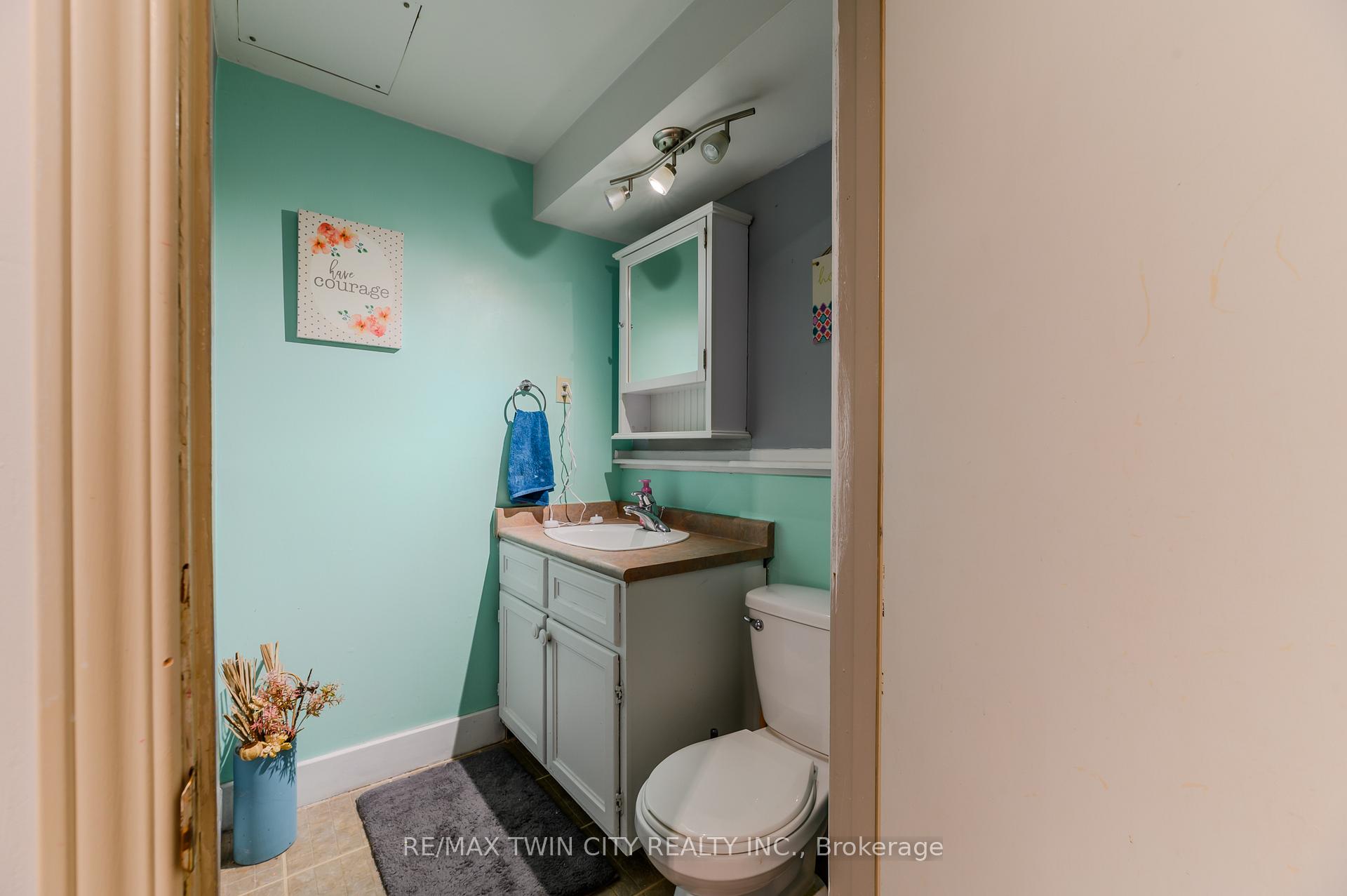 Photo 24 of 49 Thomson Road, Norfolk, Simcoe — HOMEH