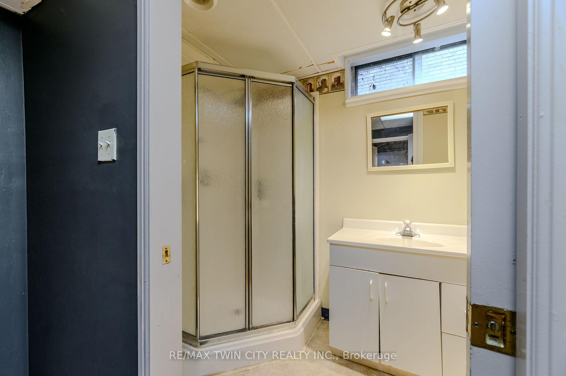 Photo 28 of 49 Thomson Road, Norfolk, Simcoe — HOMEH
