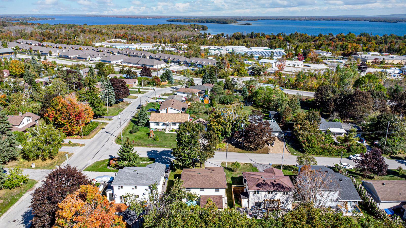 Photo 2 of 29 First Street, Orillia — HOMEH