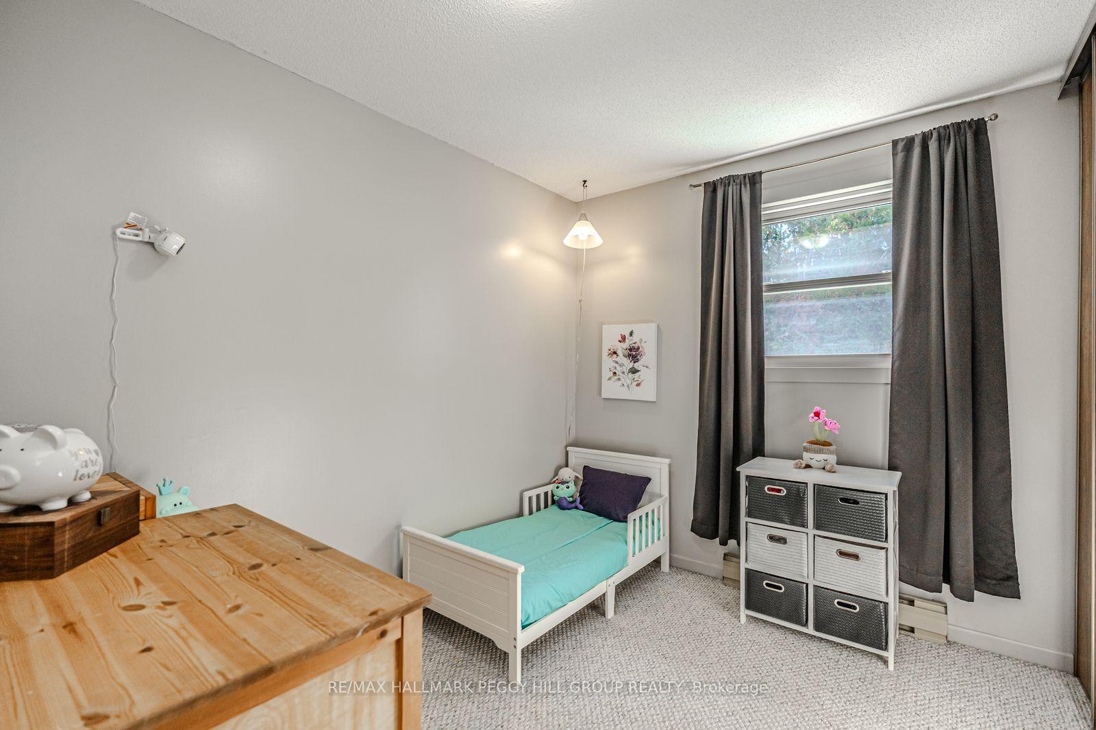 Photo 9 of 29 First Street, Orillia — HOMEH