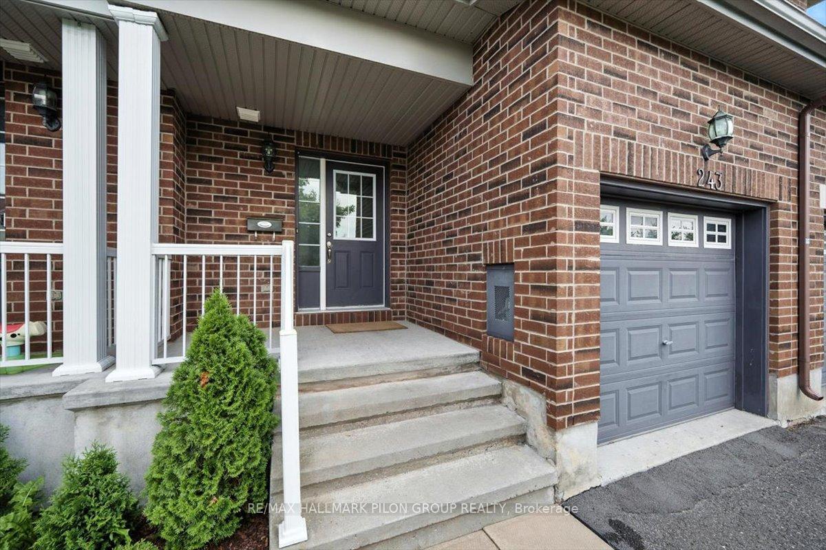 Photo 2 of 243 Cityview Crescent, Ottawa, Springridge/East Village — HOMEH