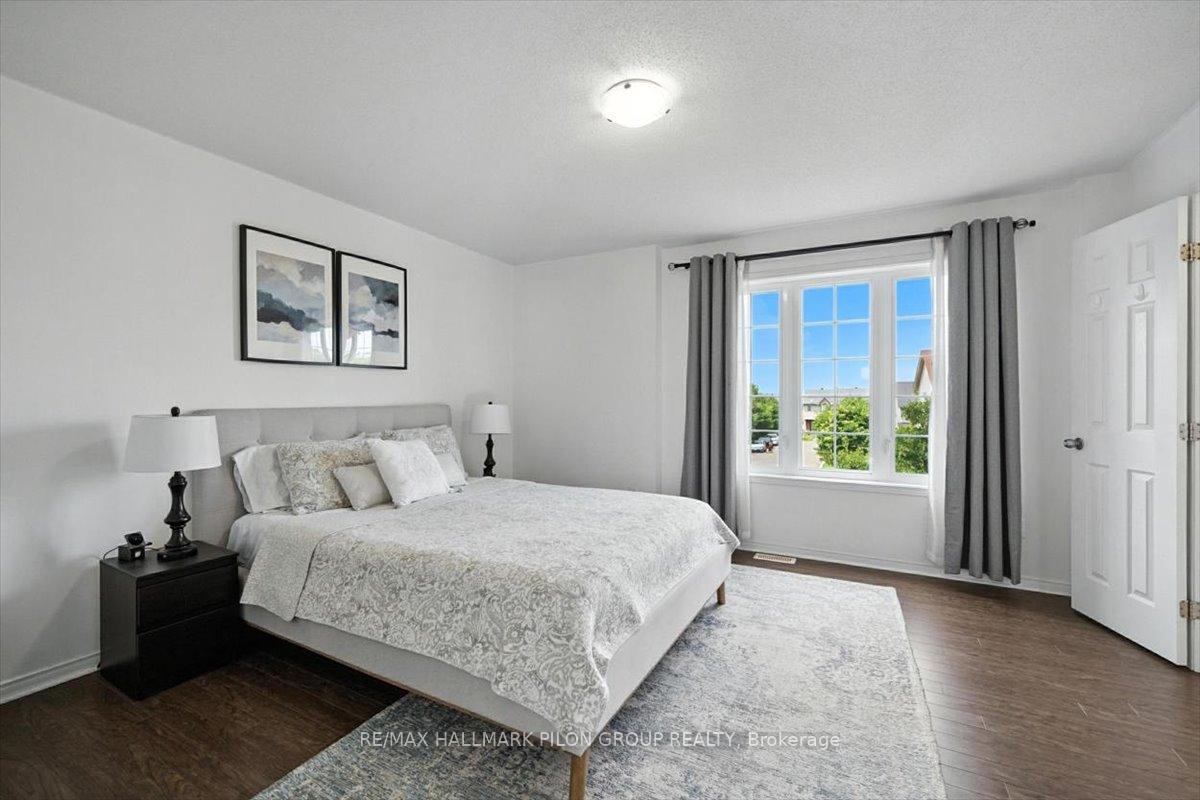 Photo 11 of 243 Cityview Crescent, Ottawa, Springridge/East Village — HOMEH