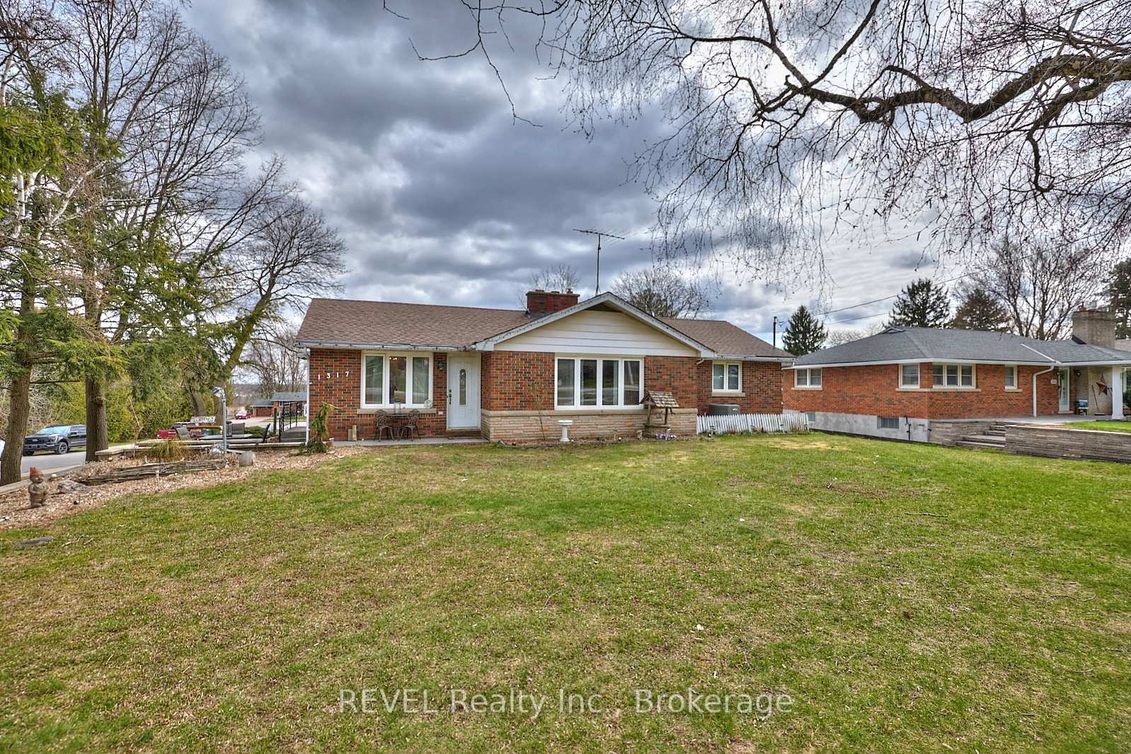 Photo 5 of 1317 Pelham Street, Pelham, Fonthill — HOMEH