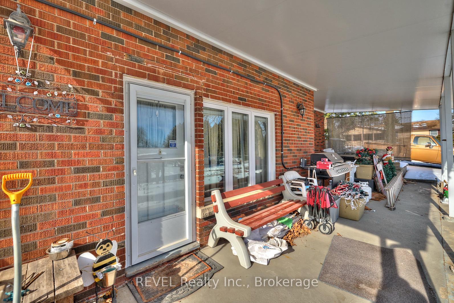 Photo 9 of 1317 Pelham Street, Pelham, Fonthill — HOMEH