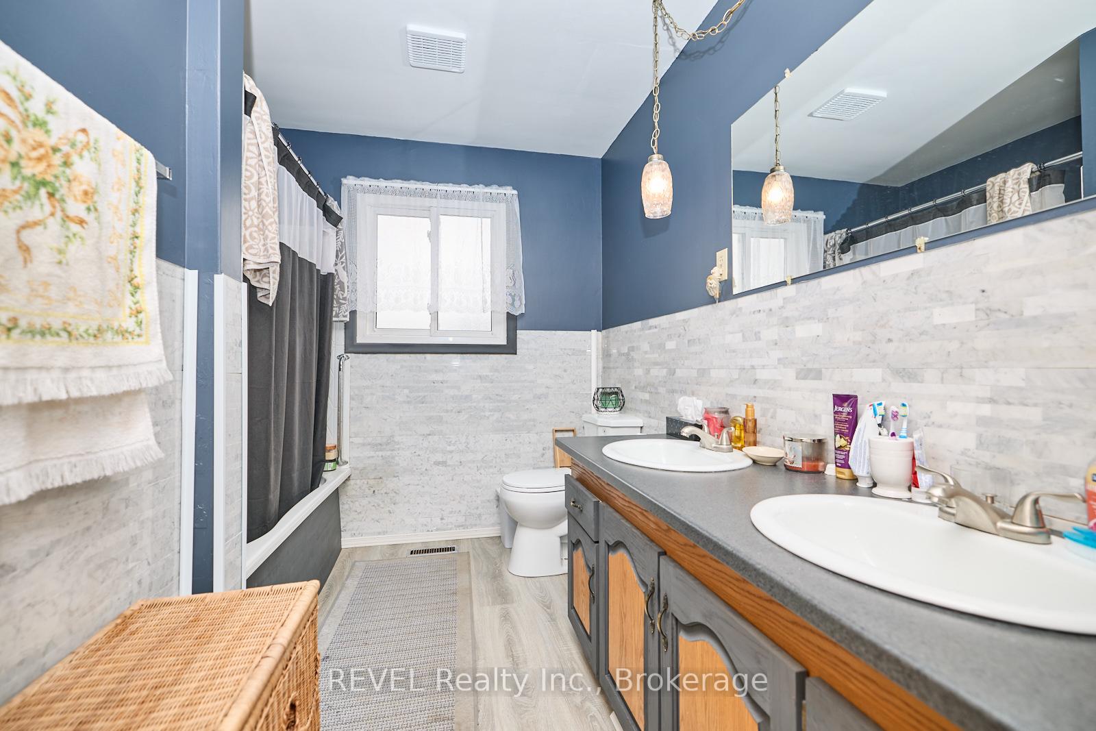 Photo 23 of 1317 Pelham Street, Pelham, Fonthill — HOMEH