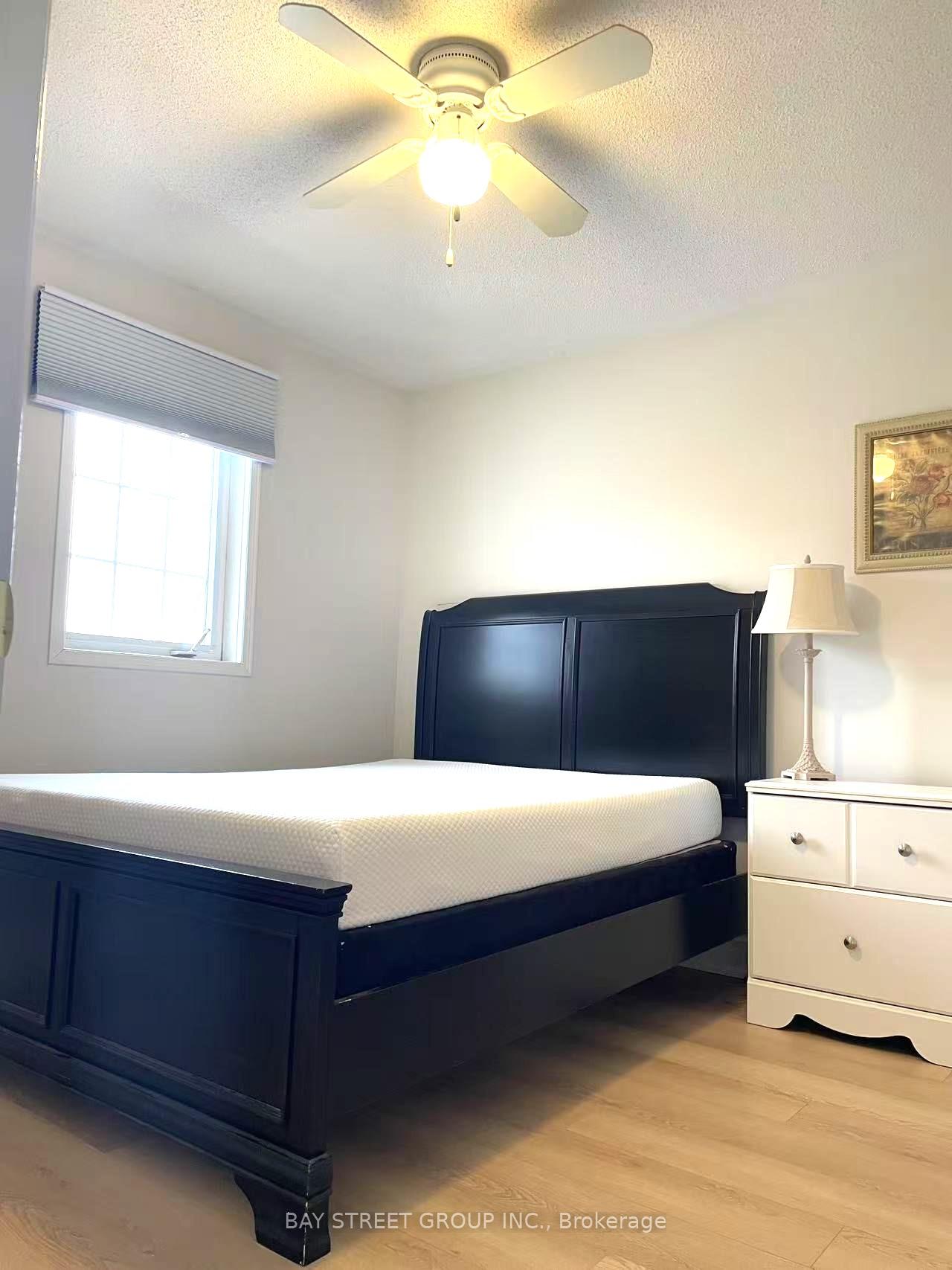 Photo 16 of 49 John Gary Drive, Markham, Village Green-South Unionville — HOMEH