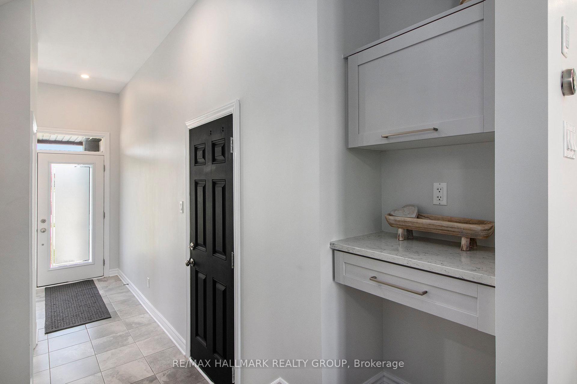 Photo 8 of 754 Cairn Crescent, Ottawa, Mer Bleue/Bradley Estates/Anderson Park — HOMEH