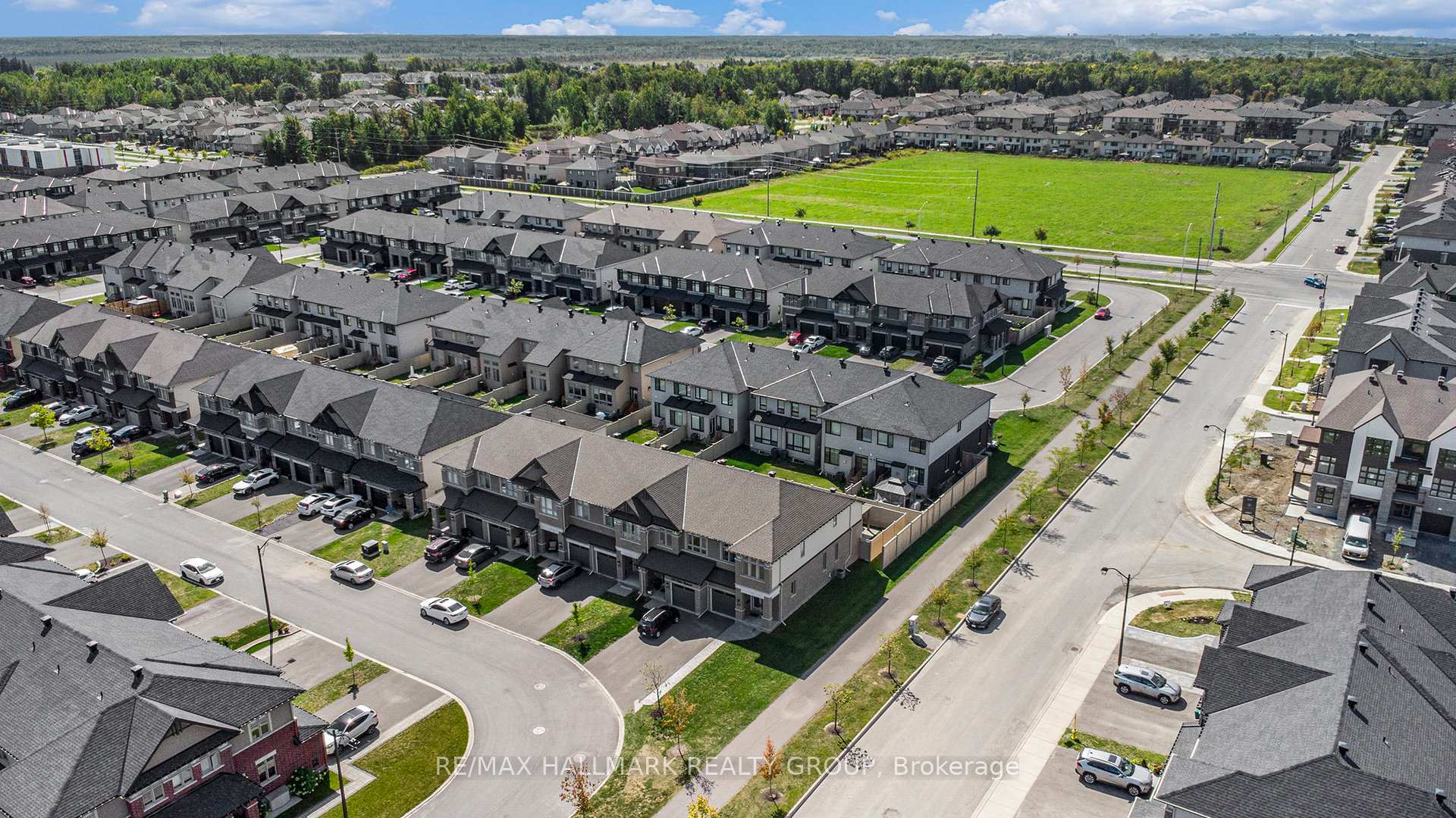 Photo 9 of 754 Cairn Crescent, Ottawa, Mer Bleue/Bradley Estates/Anderson Park — HOMEH