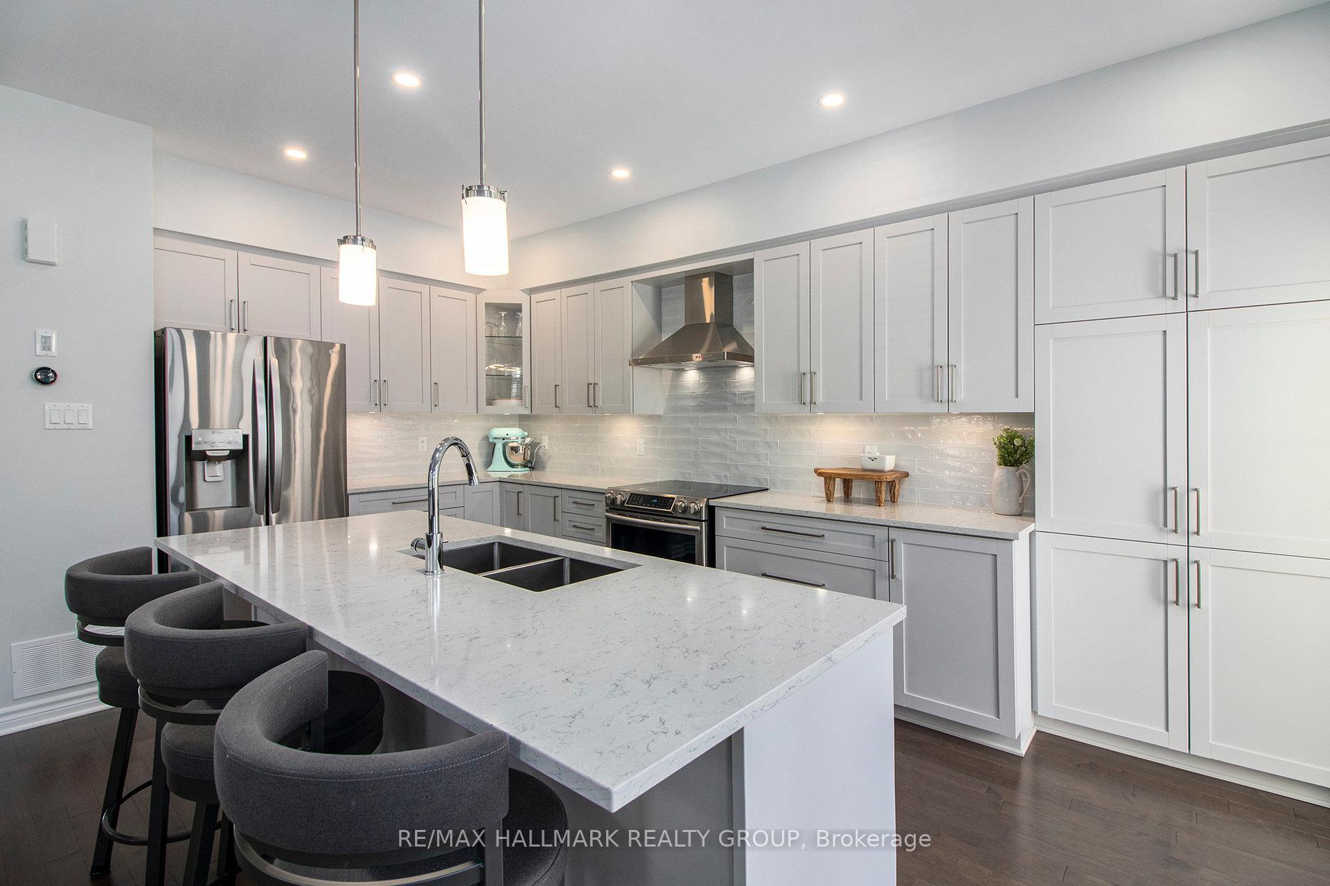 Photo 16 of 754 Cairn Crescent, Ottawa, Mer Bleue/Bradley Estates/Anderson Park — HOMEH