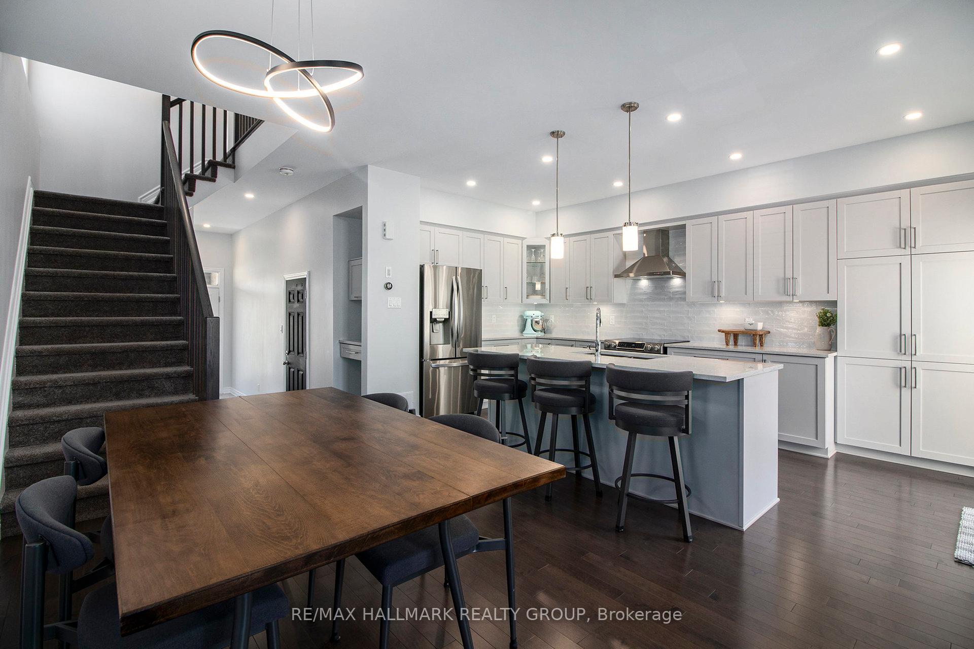 Photo 18 of 754 Cairn Crescent, Ottawa, Mer Bleue/Bradley Estates/Anderson Park — HOMEH