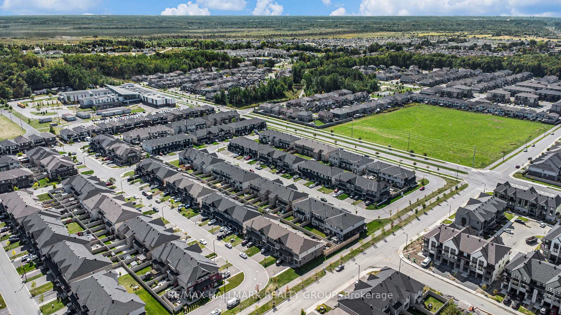 Photo 42 of 754 Cairn Crescent, Ottawa, Mer Bleue/Bradley Estates/Anderson Park — HOMEH