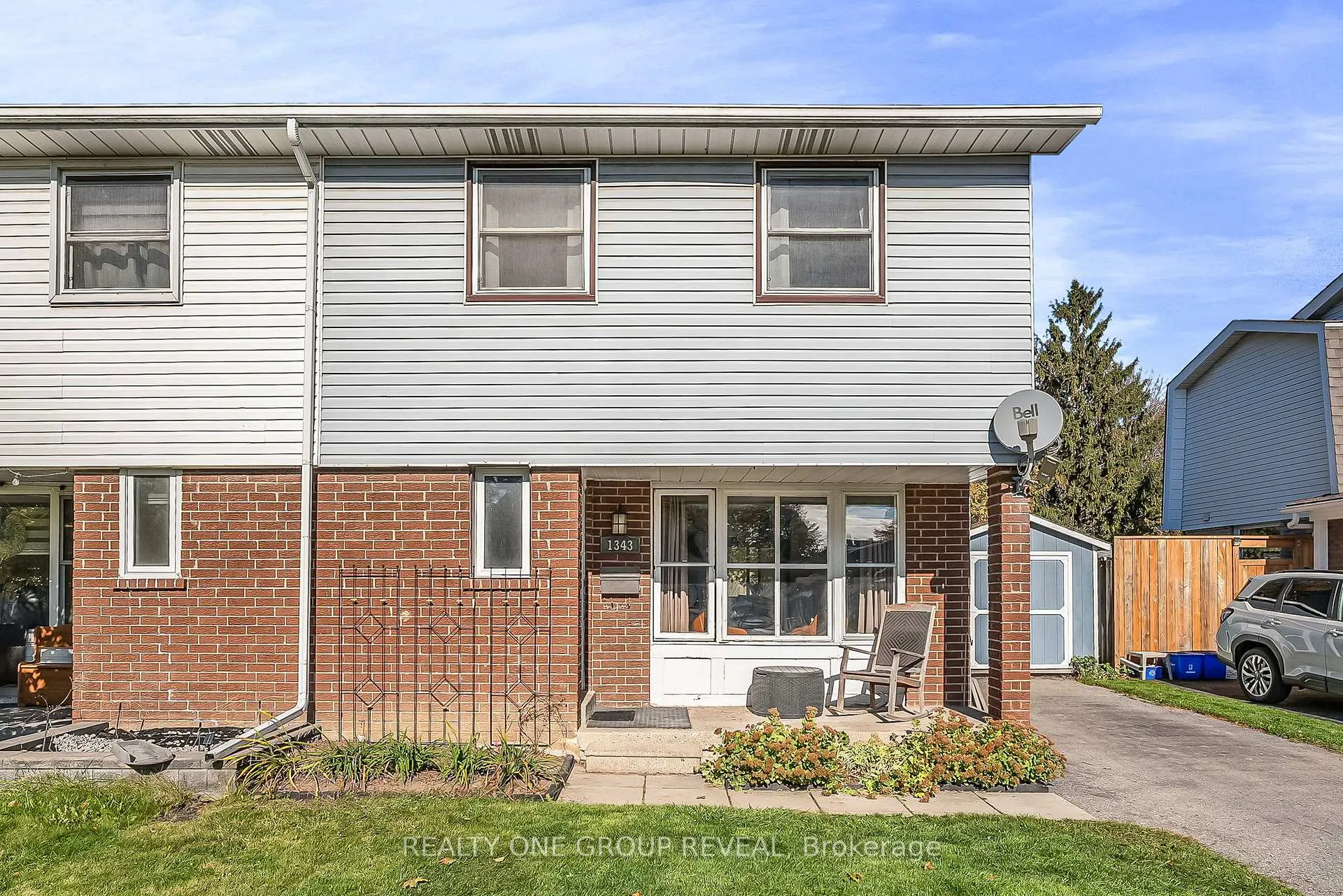 Photo 2 of 1343 Fenelon Crescent, Oshawa, Lakeview — HOMEH