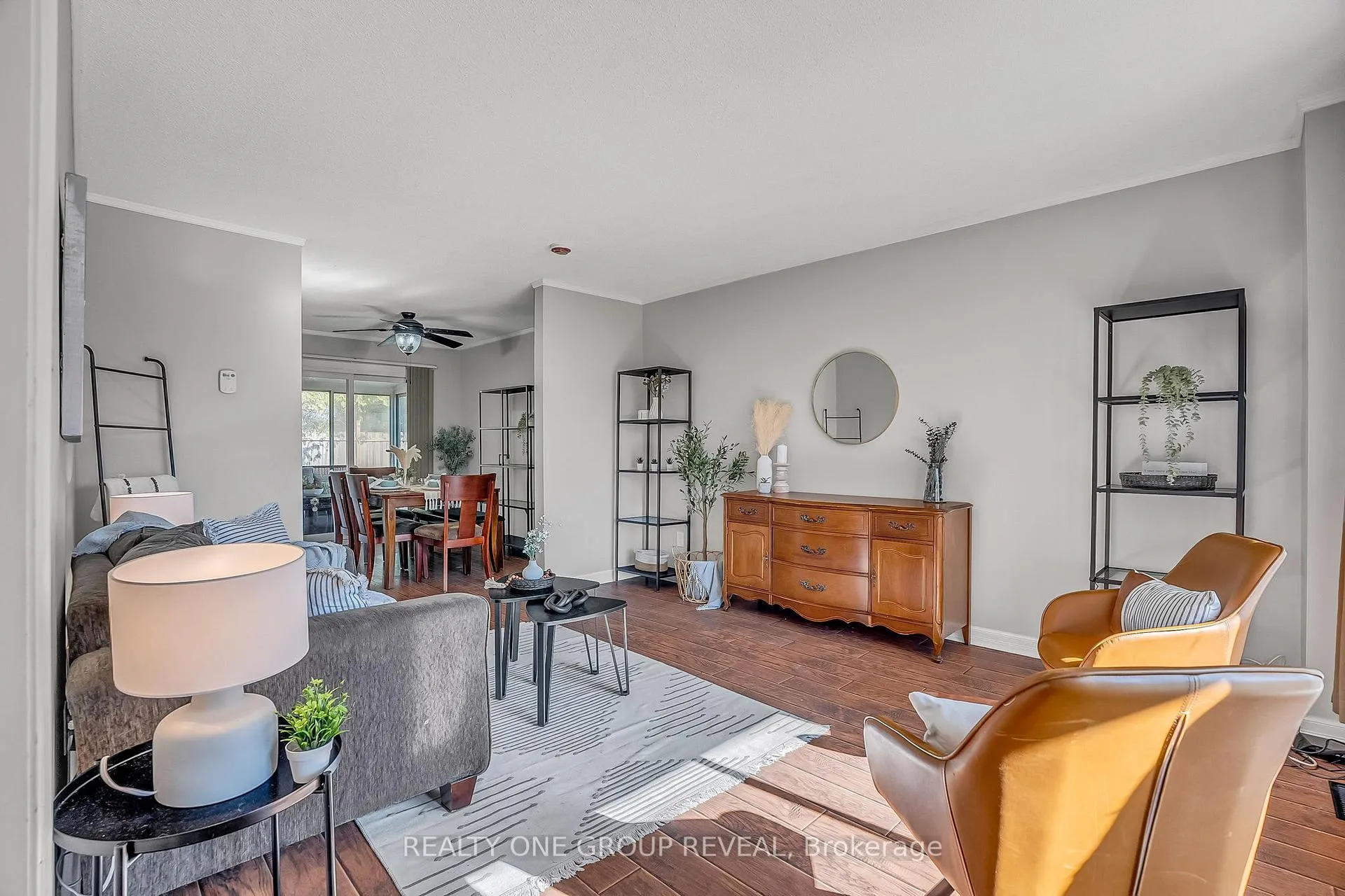 Photo 6 of 1343 Fenelon Crescent, Oshawa, Lakeview — HOMEH
