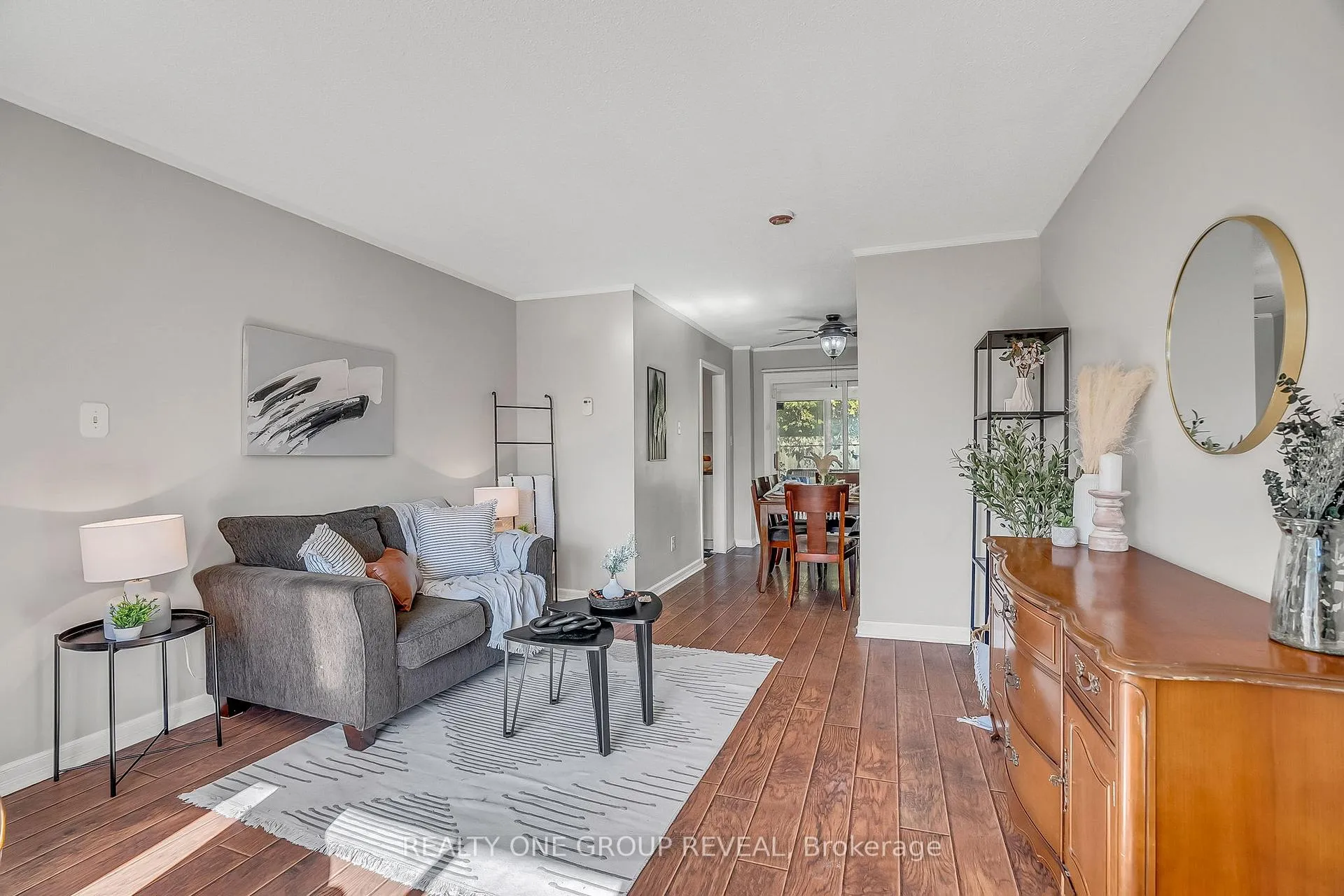 Photo 7 of 1343 Fenelon Crescent, Oshawa, Lakeview — HOMEH