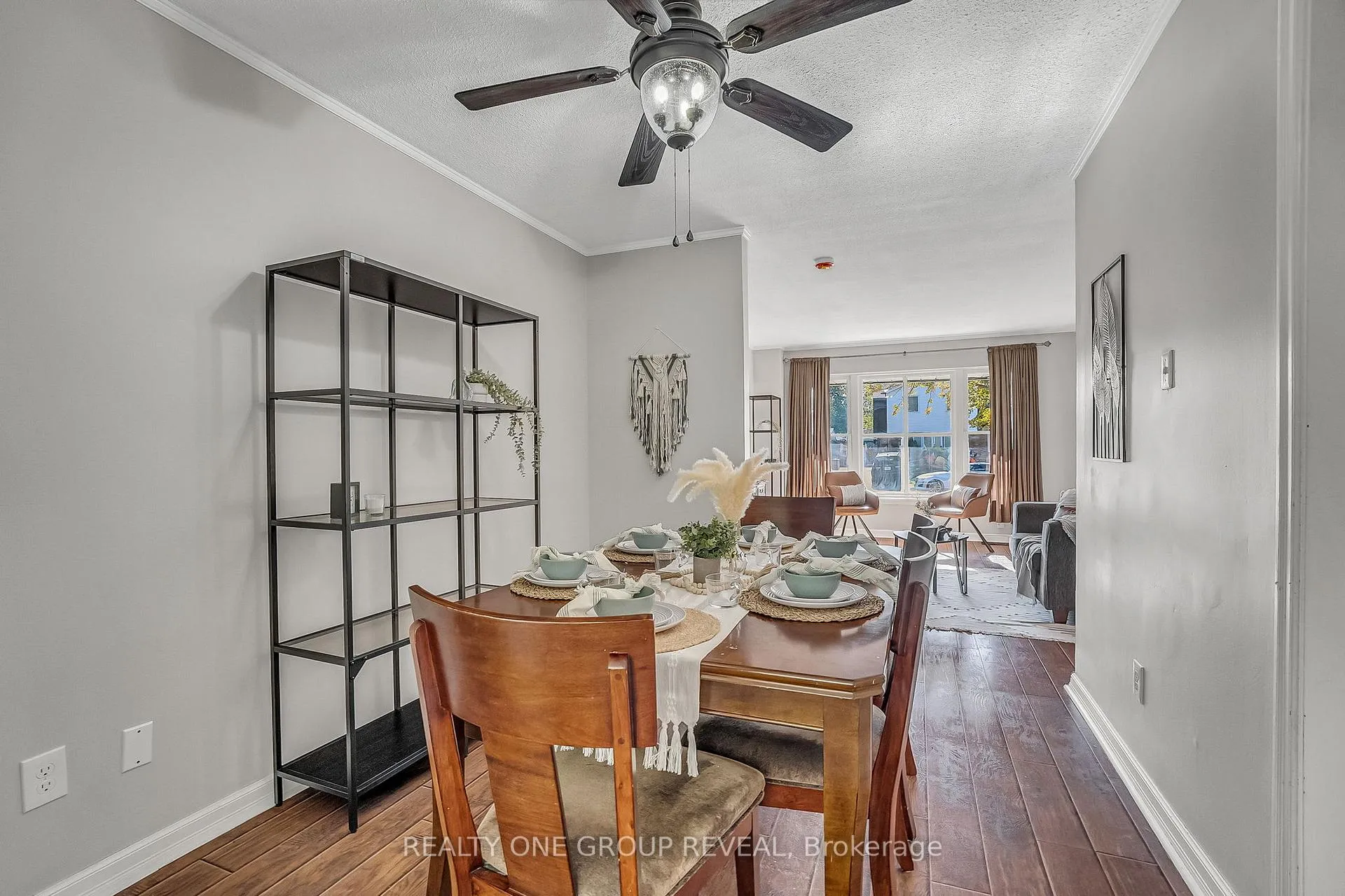 Photo 12 of 1343 Fenelon Crescent, Oshawa, Lakeview — HOMEH