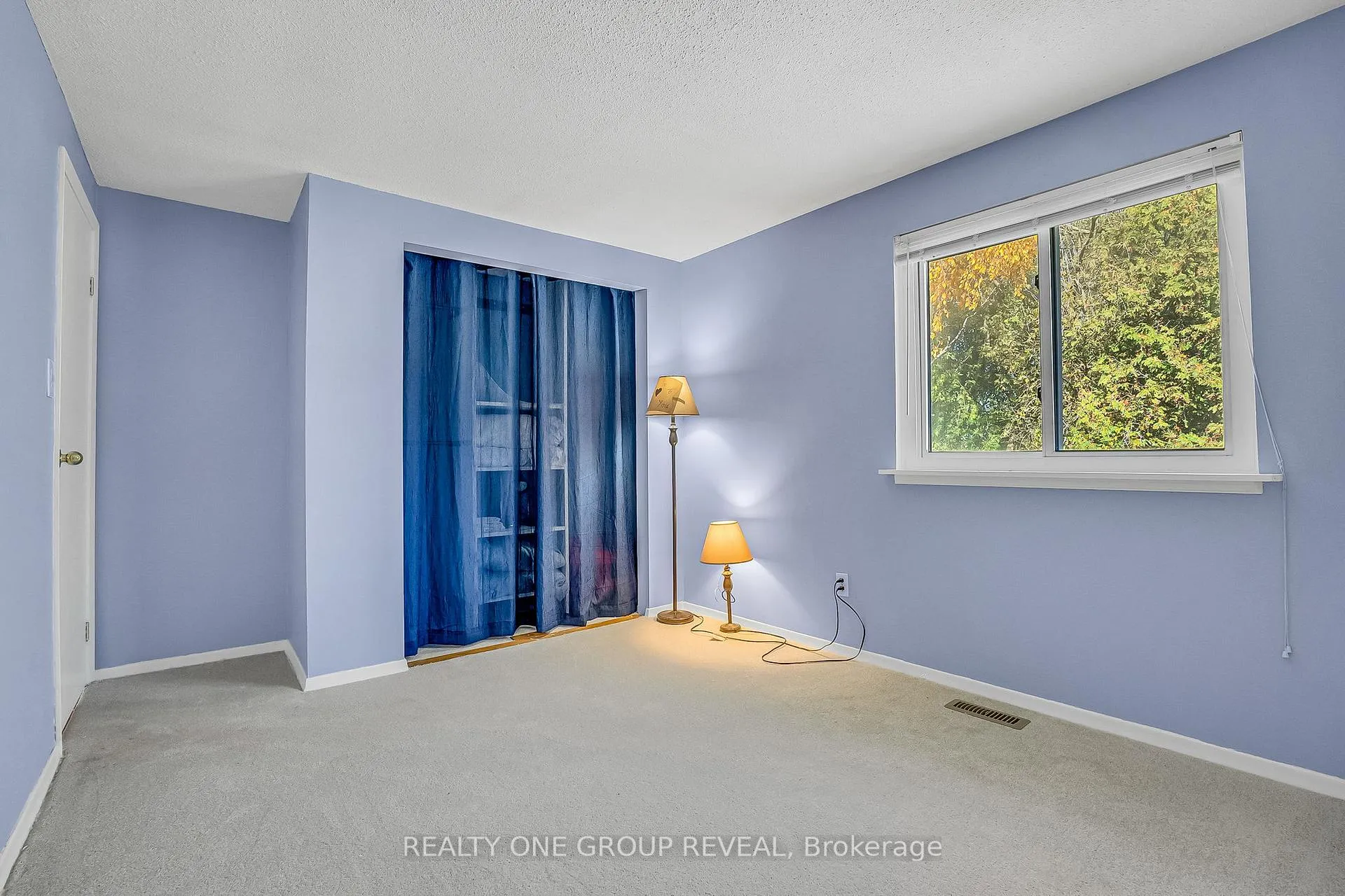 Photo 25 of 1343 Fenelon Crescent, Oshawa, Lakeview — HOMEH
