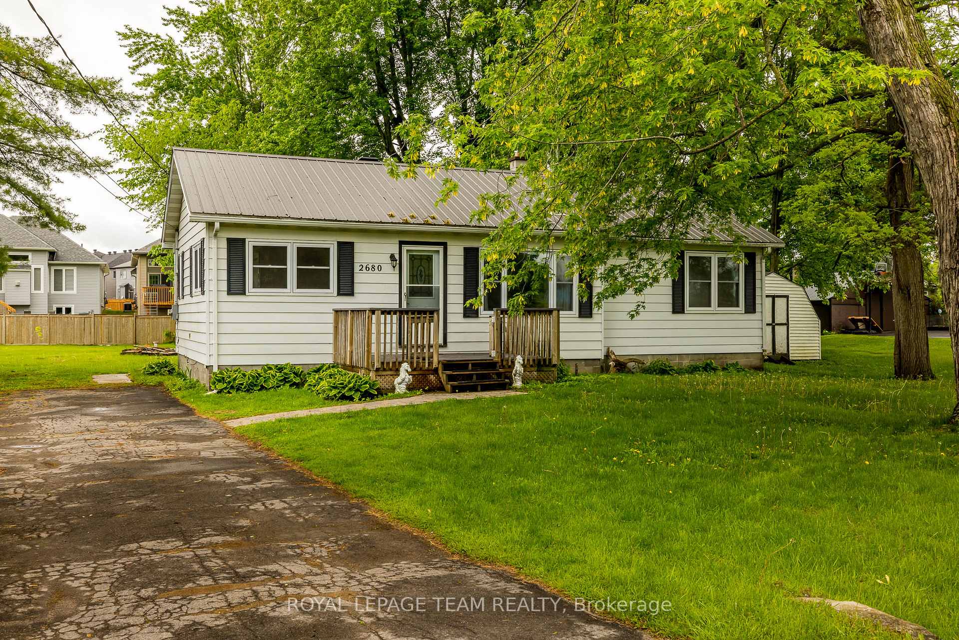 Front of 2680 River Road
