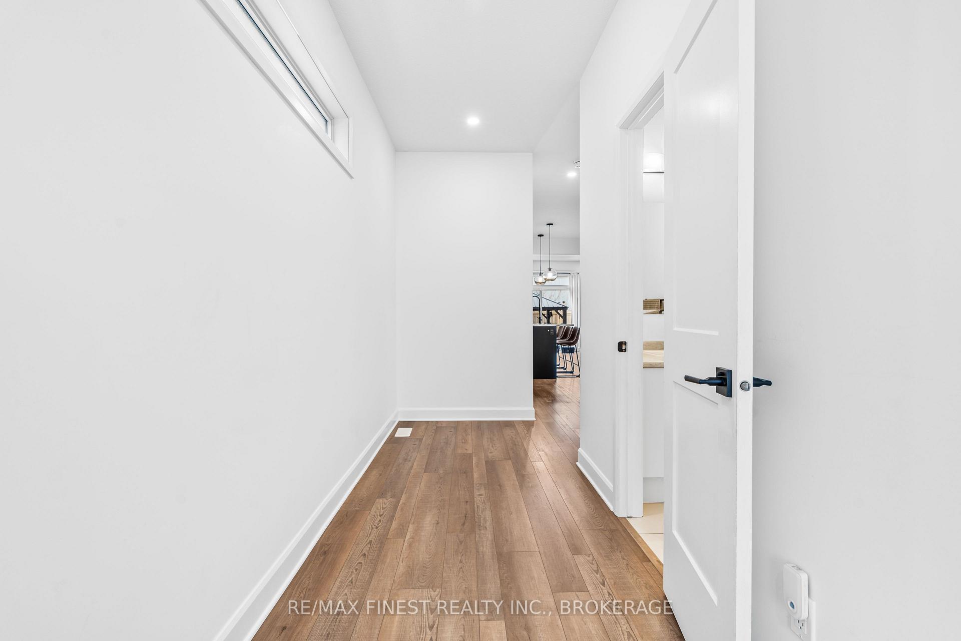 Photo 6 of 939 Stonewalk Drive, Kingston, Kingston East (Incl Barret Crt) — HOMEH