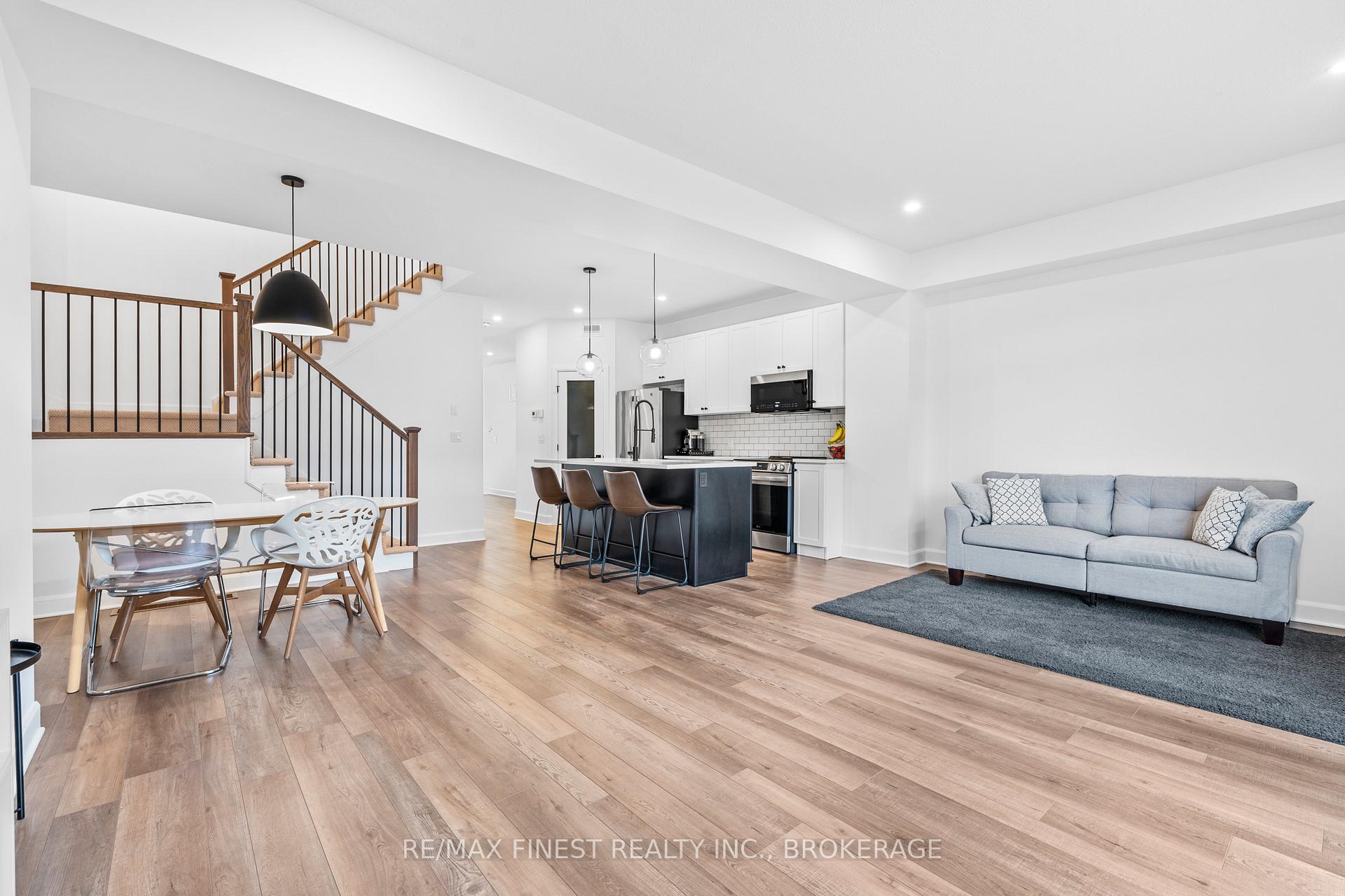 Photo 10 of 939 Stonewalk Drive, Kingston, Kingston East (Incl Barret Crt) — HOMEH
