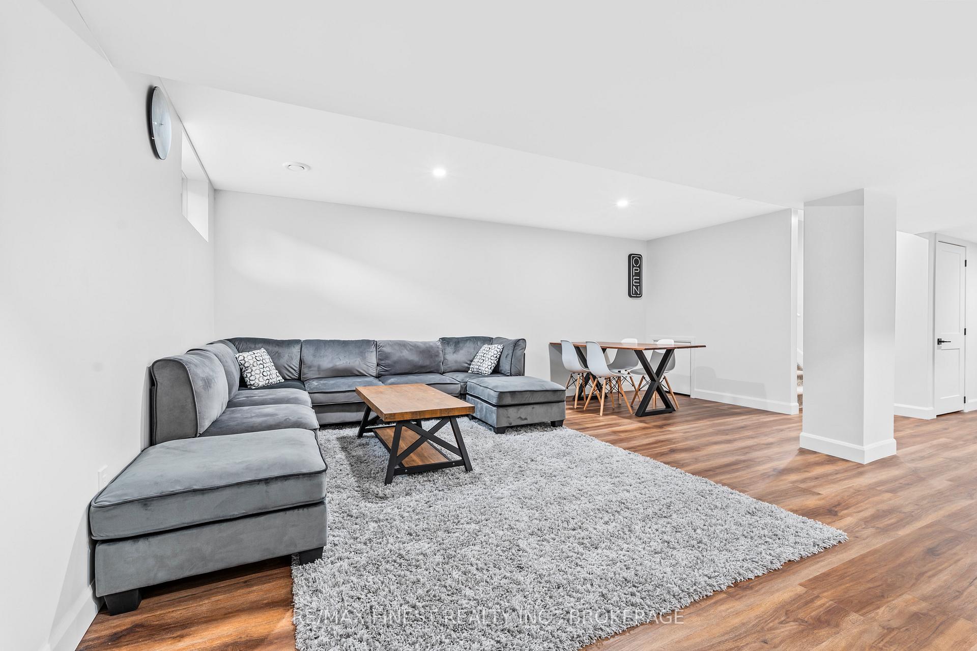 Photo 33 of 939 Stonewalk Drive, Kingston, Kingston East (Incl Barret Crt) — HOMEH
