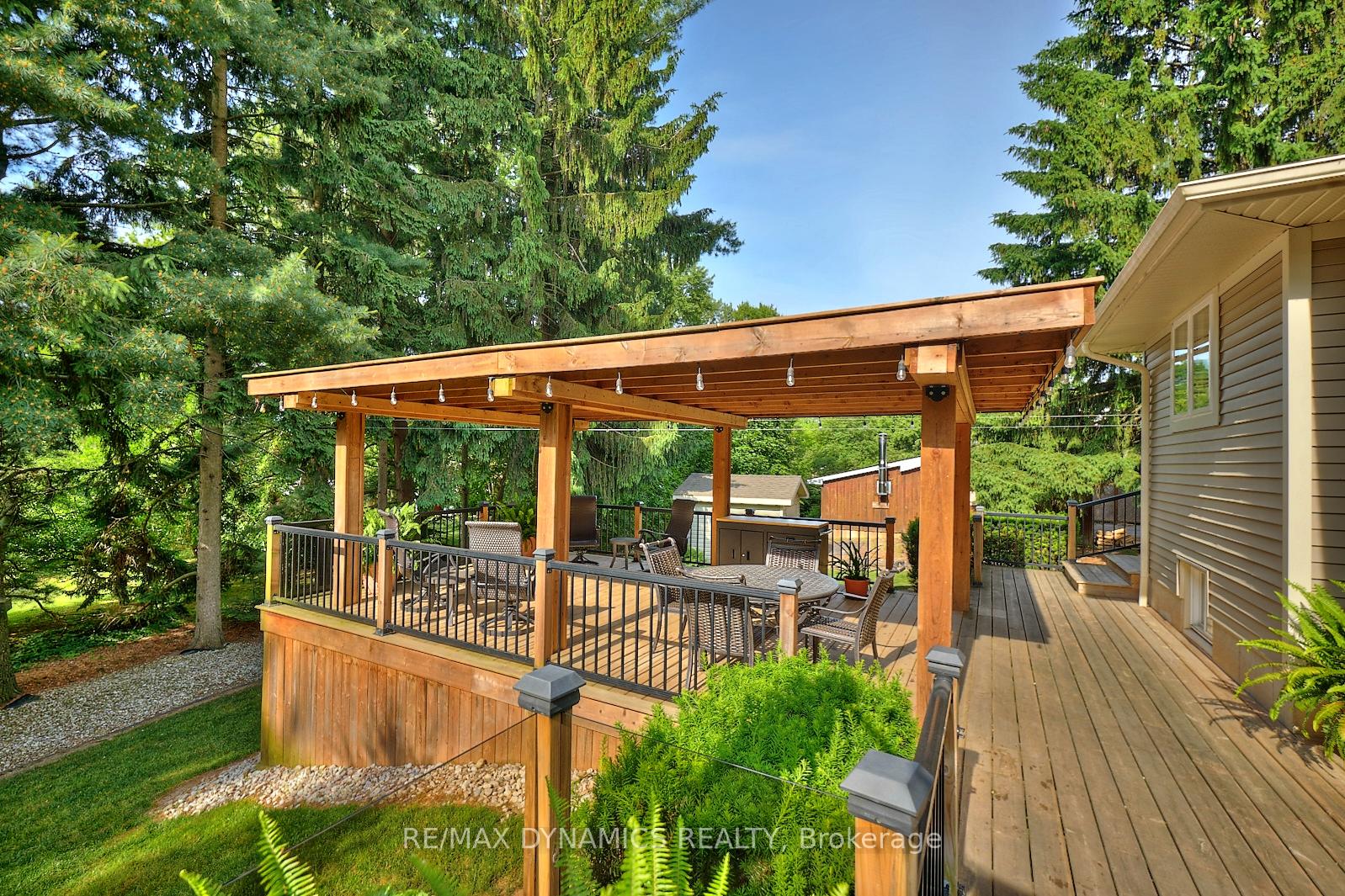 Photo 14 of 506 Memorial Drive, Pelham, Fenwick — HOMEH