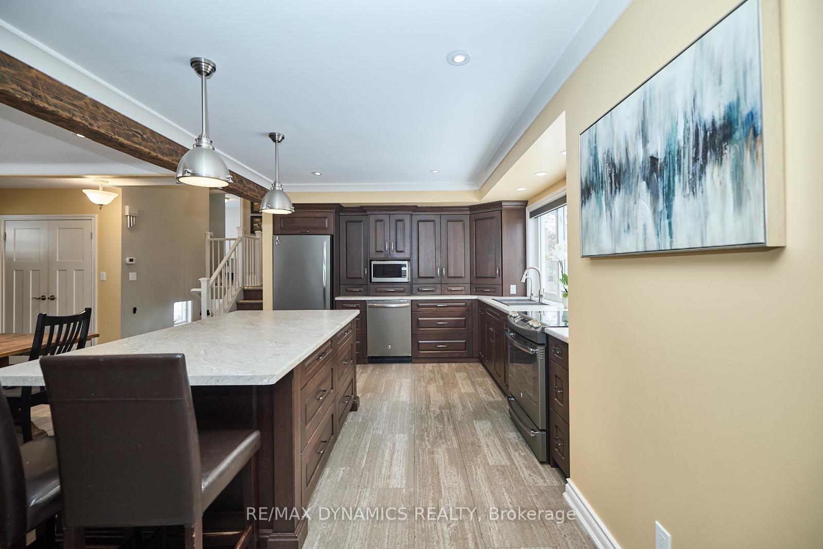 Photo 22 of 506 Memorial Drive, Pelham, Fenwick — HOMEH