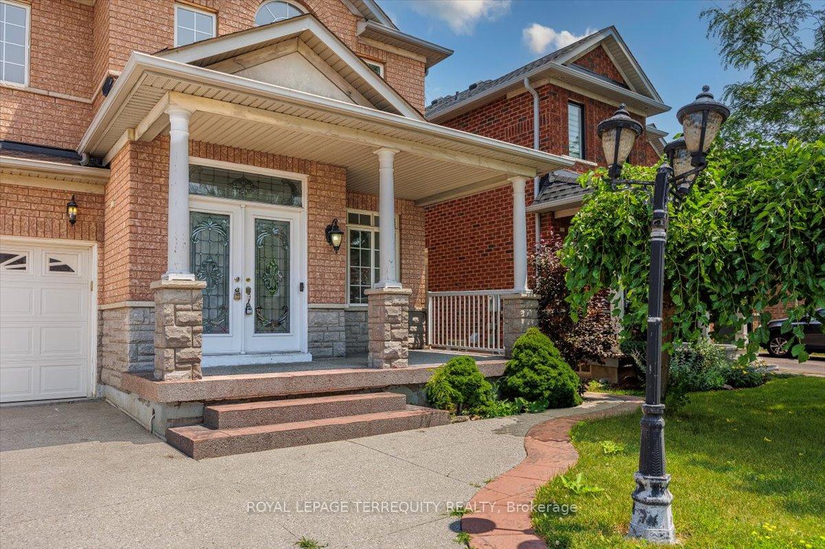 Photo 2 of 288 Fleming Drive, Milton, Dempsey — HOMEH