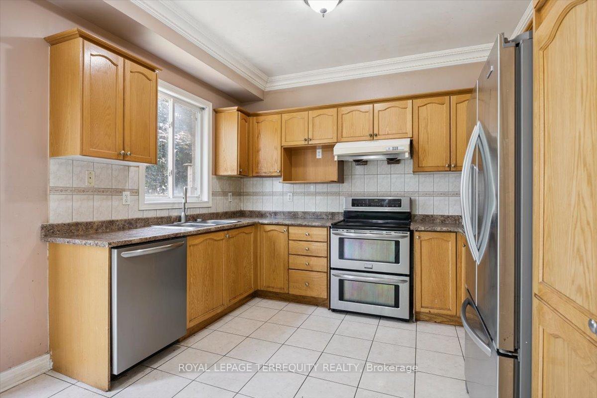 Photo 12 of 288 Fleming Drive, Milton, Dempsey — HOMEH