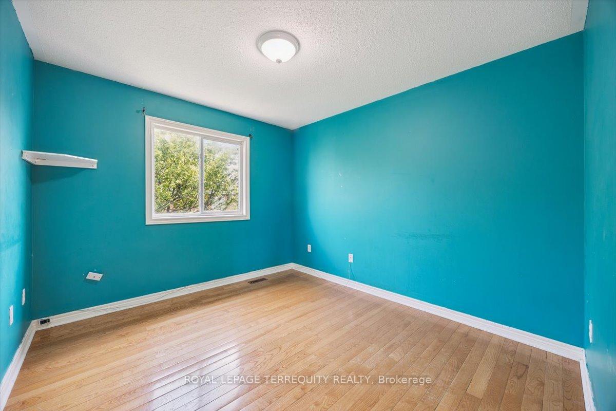Photo 11 of 288 Fleming Drive, Milton, Dempsey — HOMEH