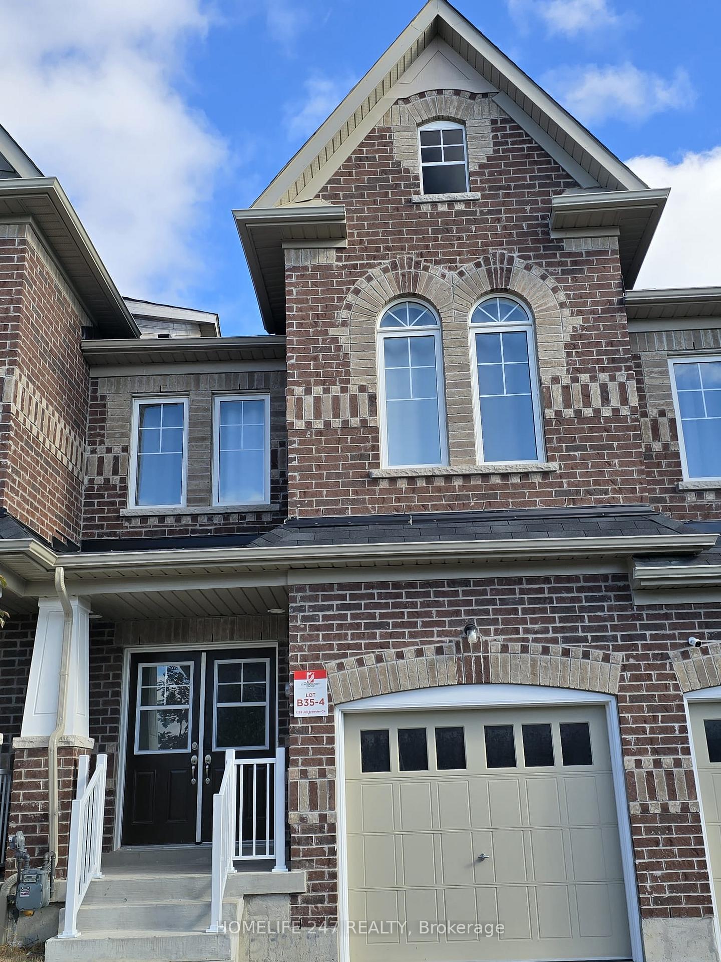 Photo 2 of 1259 Jim Brewster Circle, Oshawa, Eastdale — HOMEH