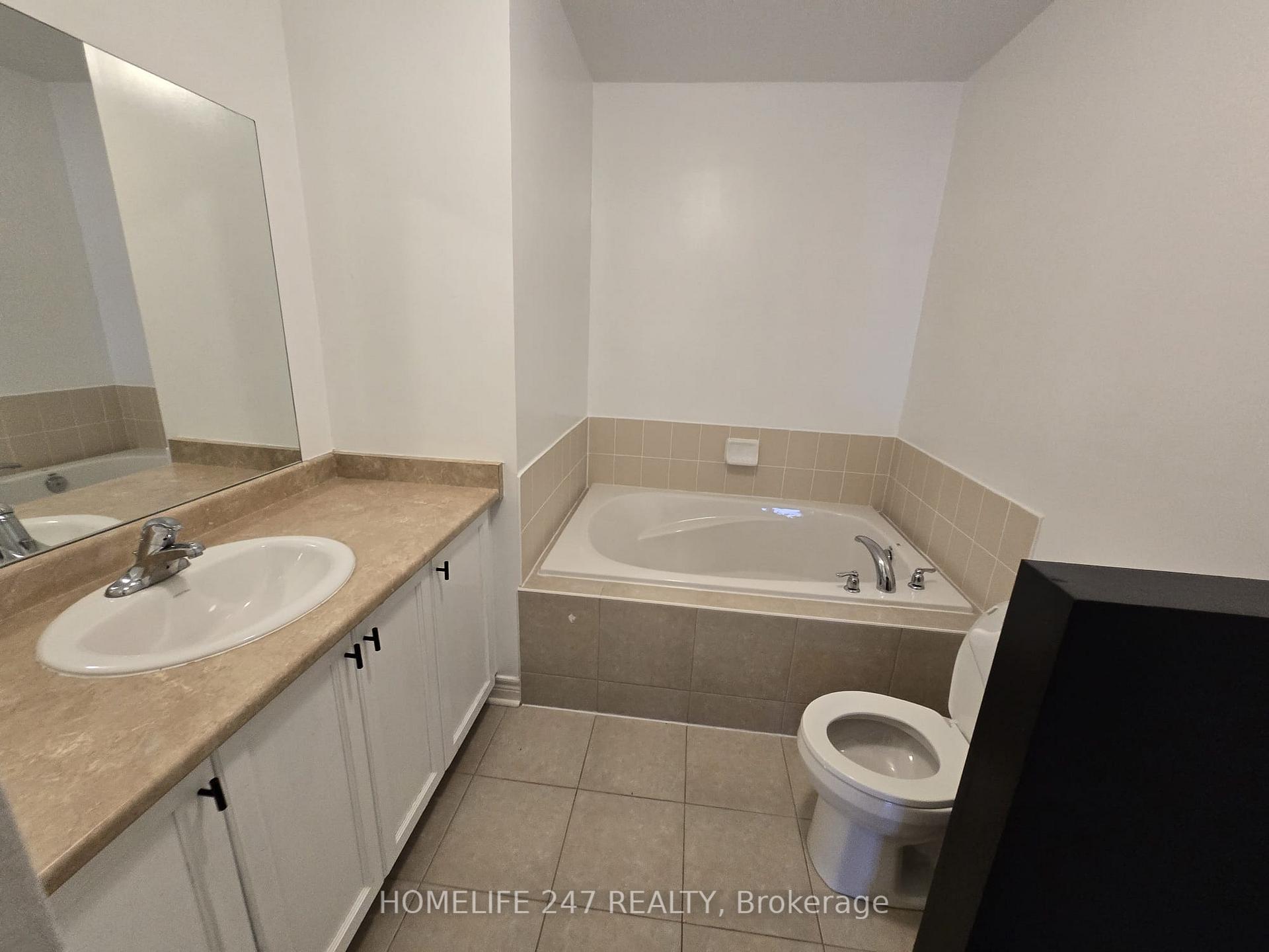 Photo 5 of 1259 Jim Brewster Circle, Oshawa, Eastdale — HOMEH