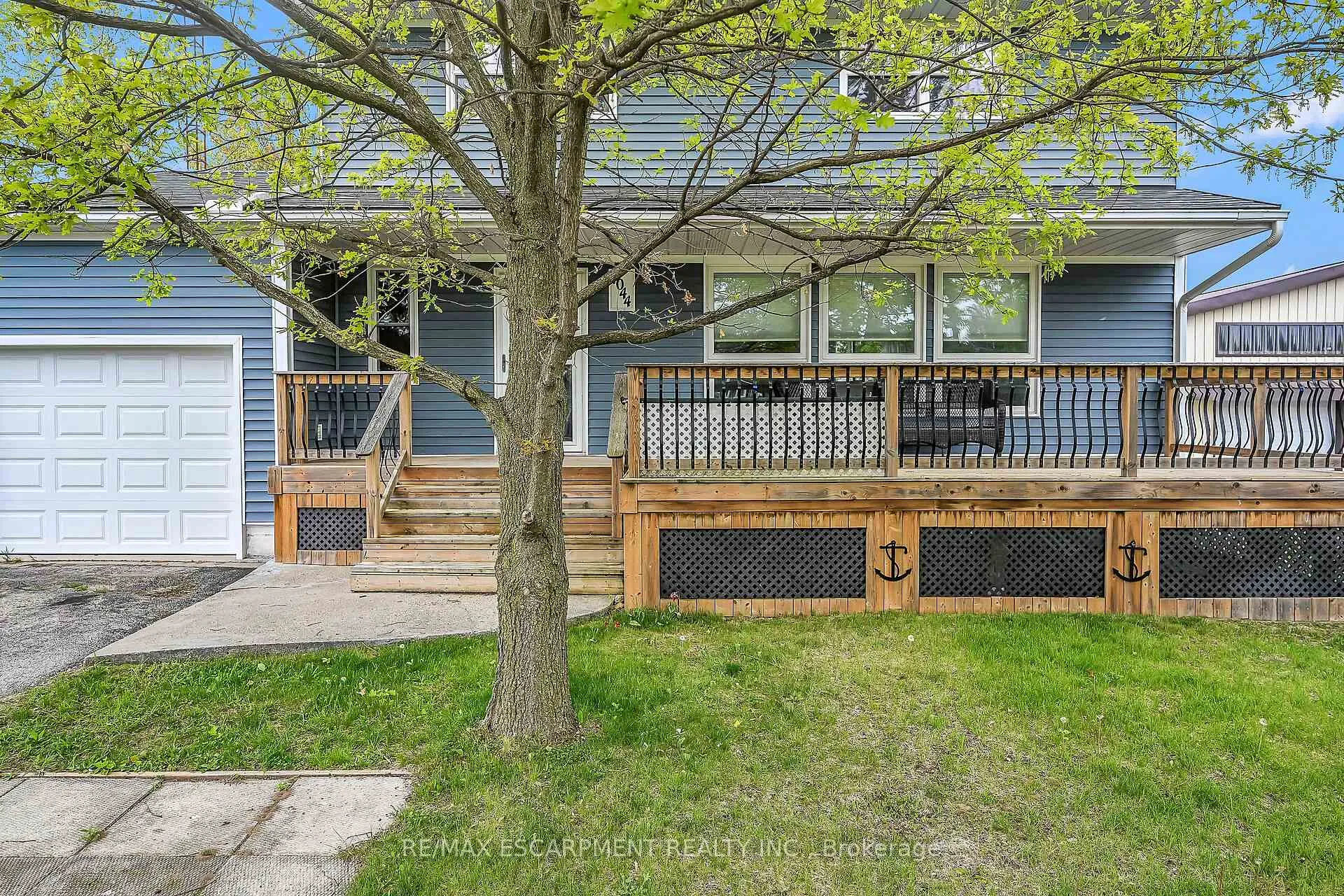 Photo 4 of 1044 Main Street, Norfolk, Port Dover — HOMEH