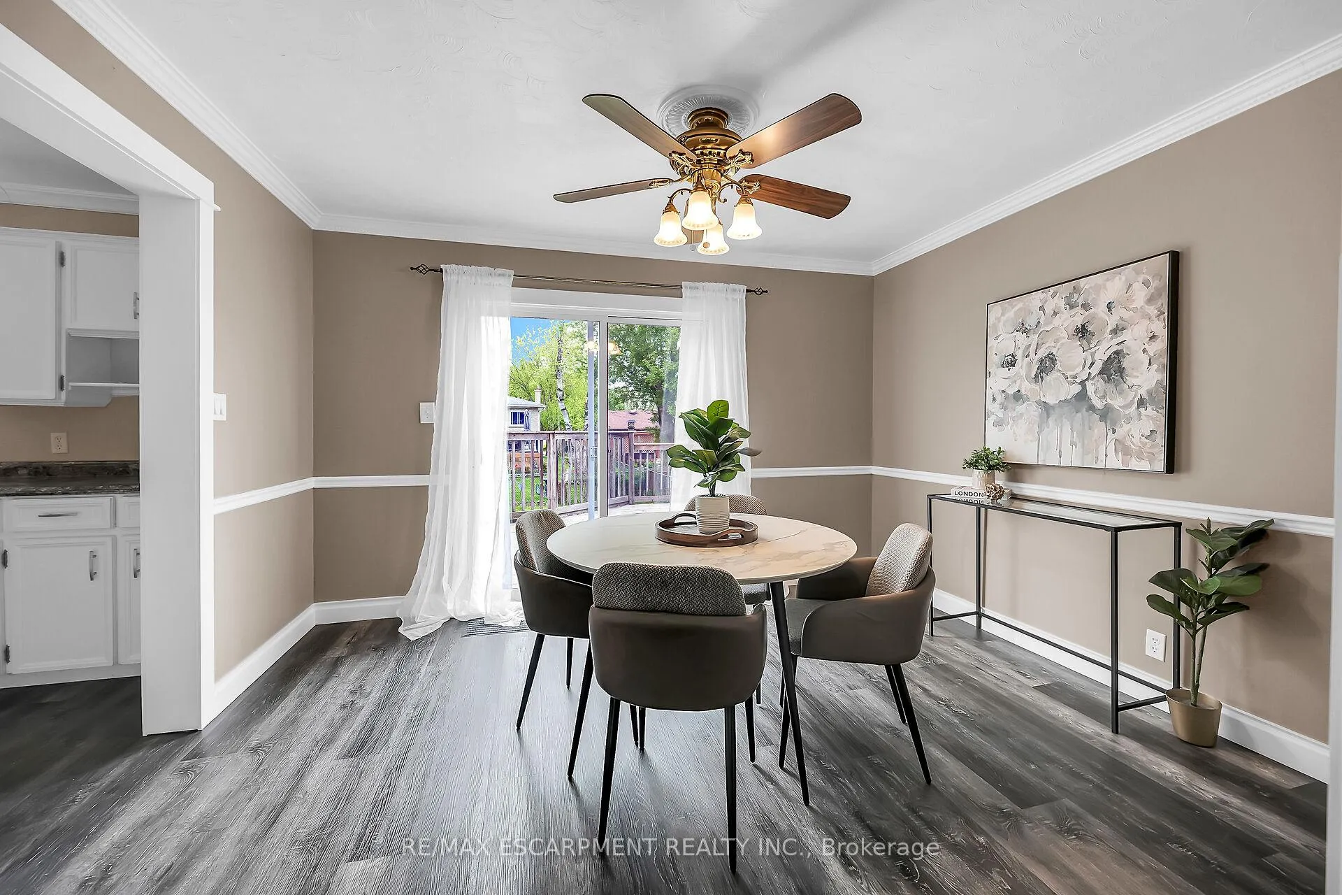 Photo 13 of 1044 Main Street, Norfolk, Port Dover — HOMEH