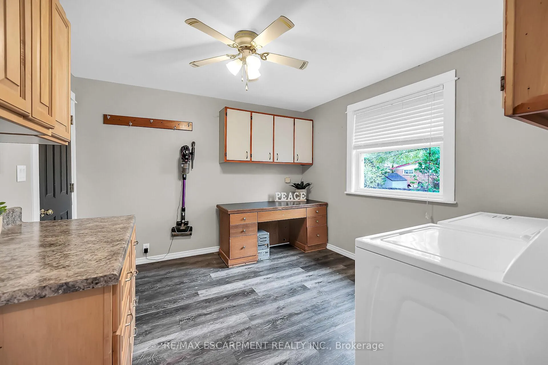 Photo 23 of 1044 Main Street, Norfolk, Port Dover — HOMEH