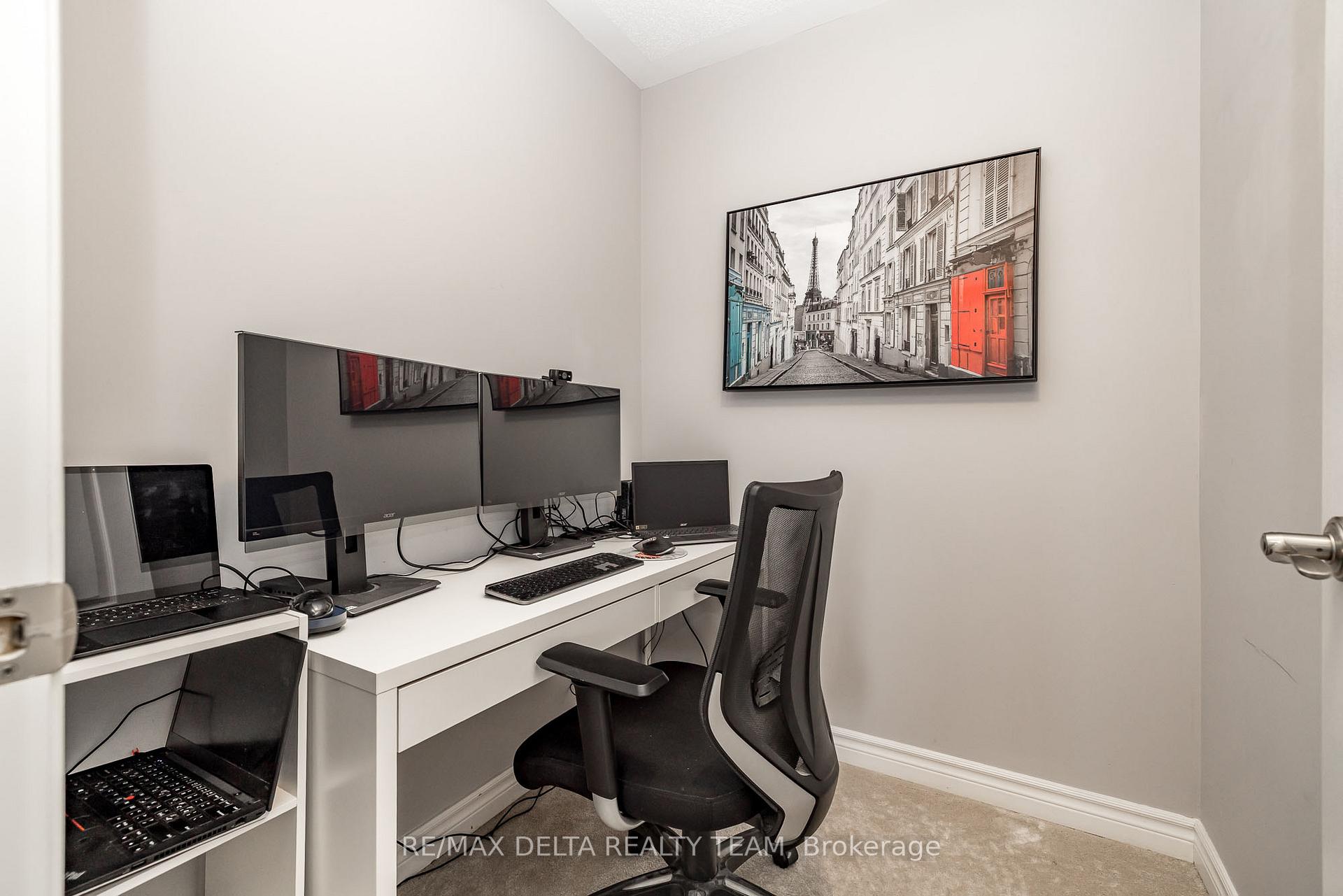 Photo 20 of 218 Enclave Walk, Ottawa, Mer Bleue/Bradley Estates/Anderson Park — HOMEH