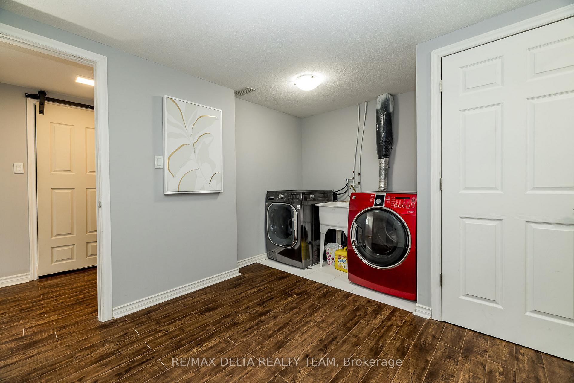 Photo 21 of 218 Enclave Walk, Ottawa, Mer Bleue/Bradley Estates/Anderson Park — HOMEH