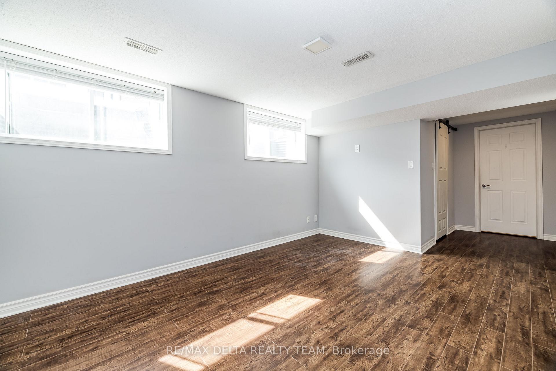 Photo 23 of 218 Enclave Walk, Ottawa, Mer Bleue/Bradley Estates/Anderson Park — HOMEH
