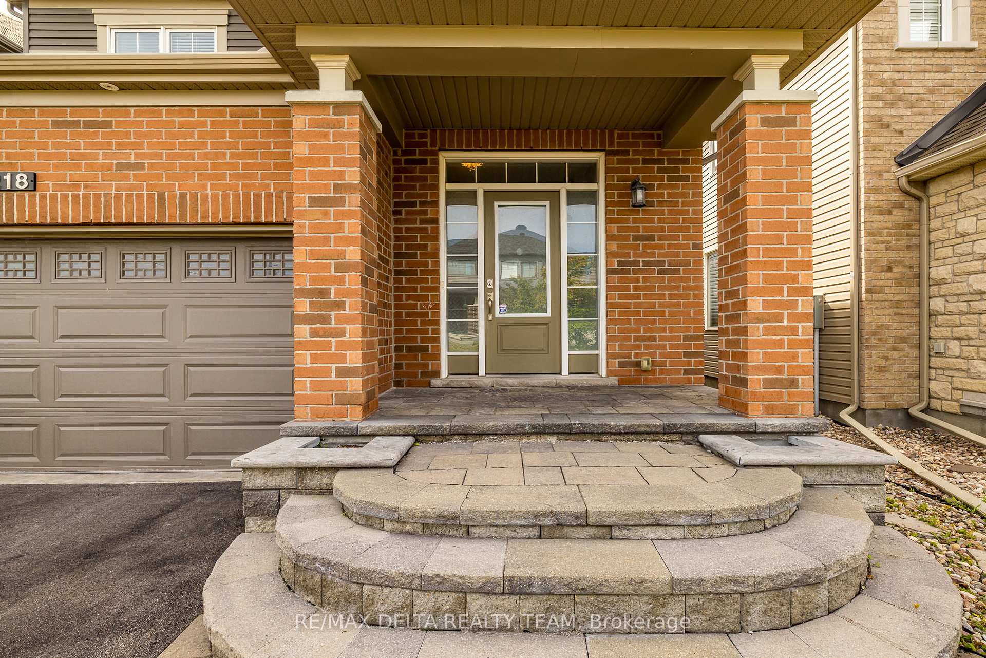 Photo 31 of 218 Enclave Walk, Ottawa, Mer Bleue/Bradley Estates/Anderson Park — HOMEH