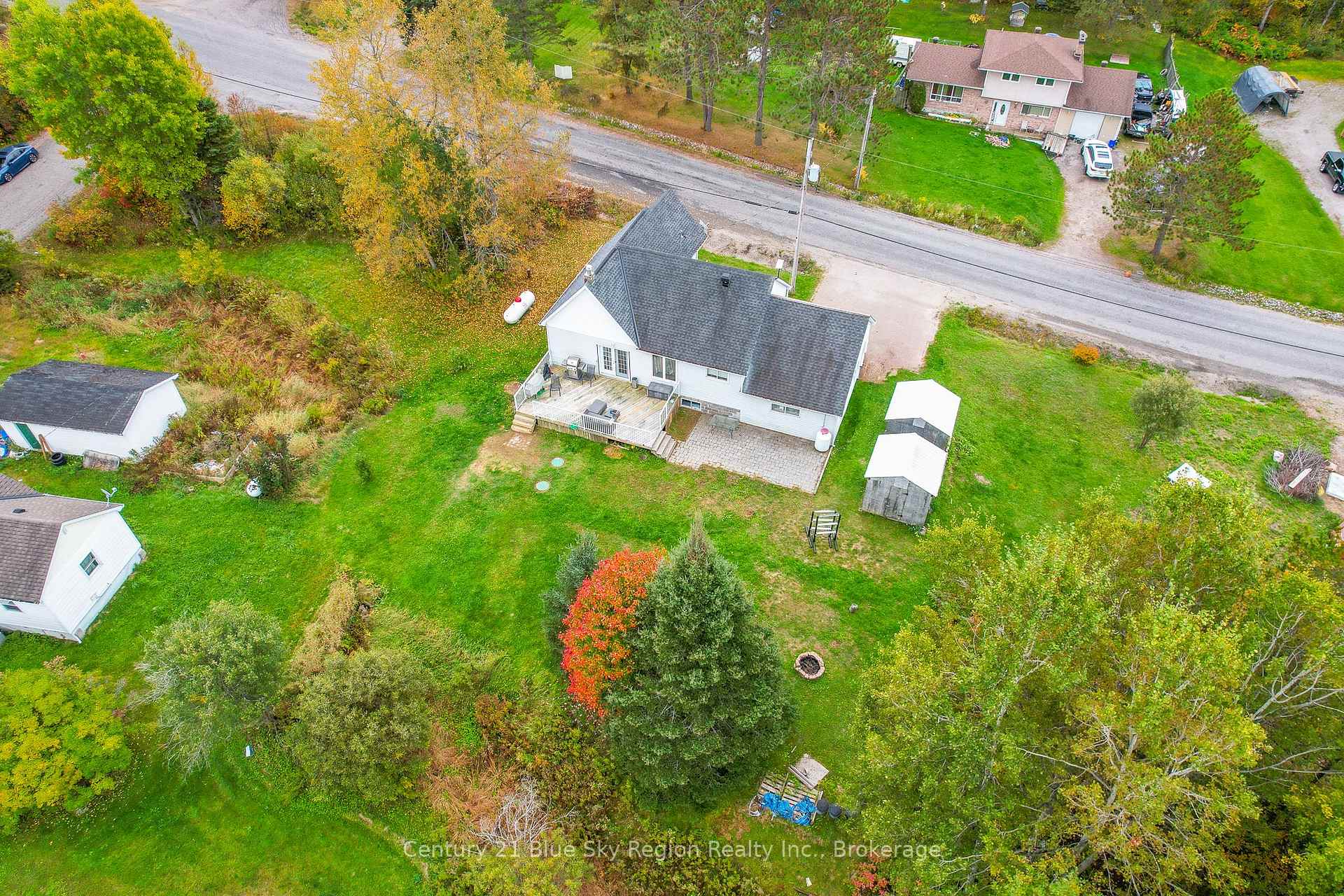 Photo 3 of 90 Feronia Road, North Bay, Birchaven — HOMEH
