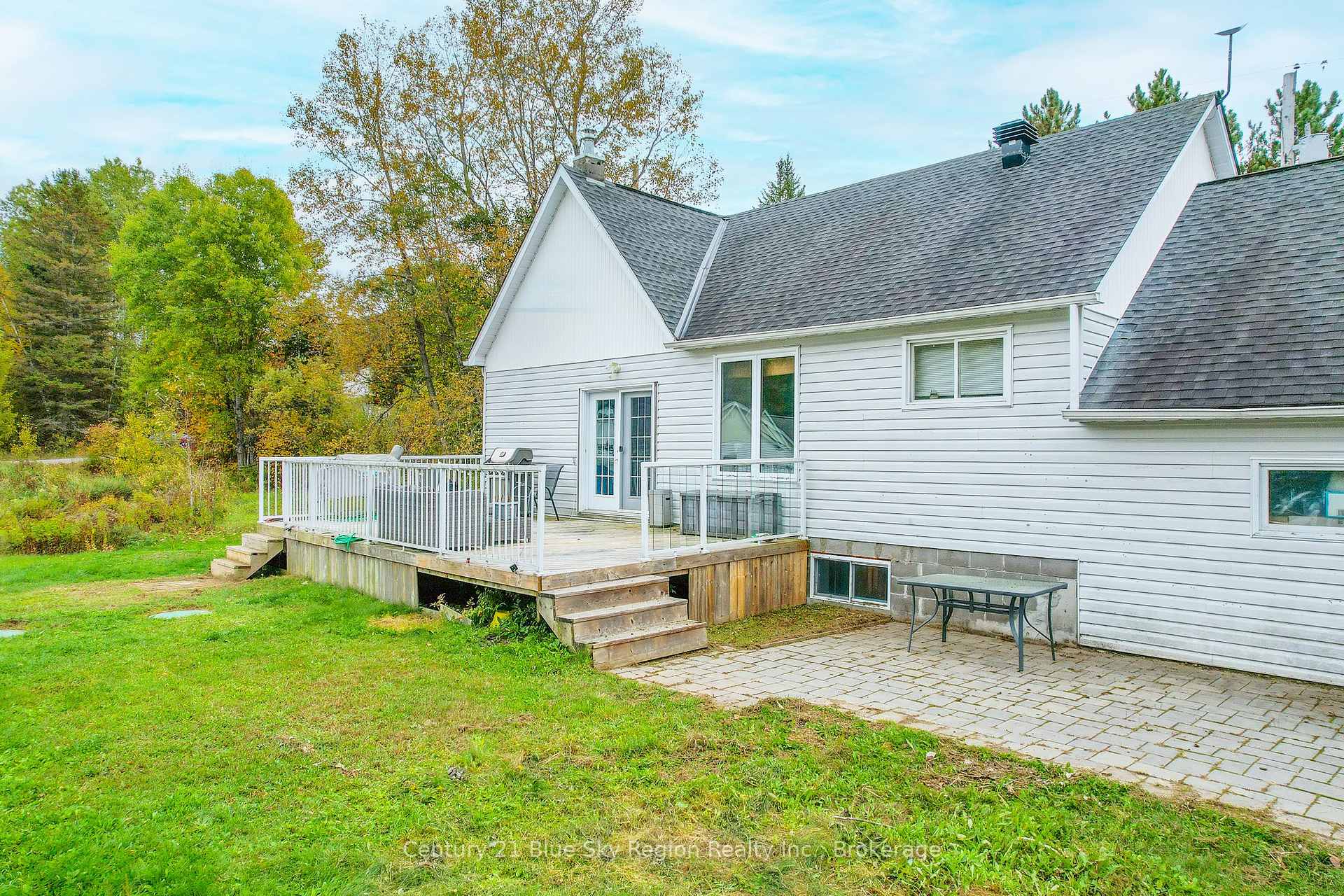 Photo 7 of 90 Feronia Road, North Bay, Birchaven — HOMEH
