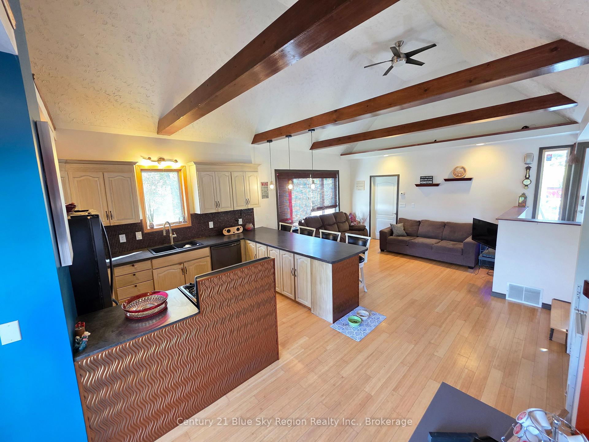 Photo 11 of 90 Feronia Road, North Bay, Birchaven — HOMEH