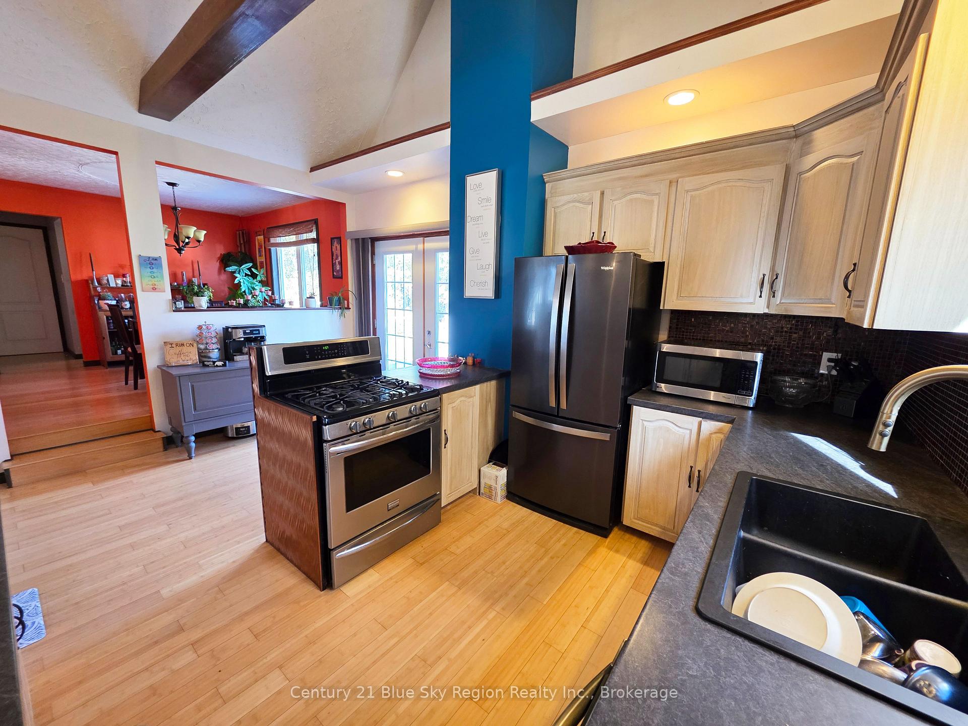 Photo 17 of 90 Feronia Road, North Bay, Birchaven — HOMEH