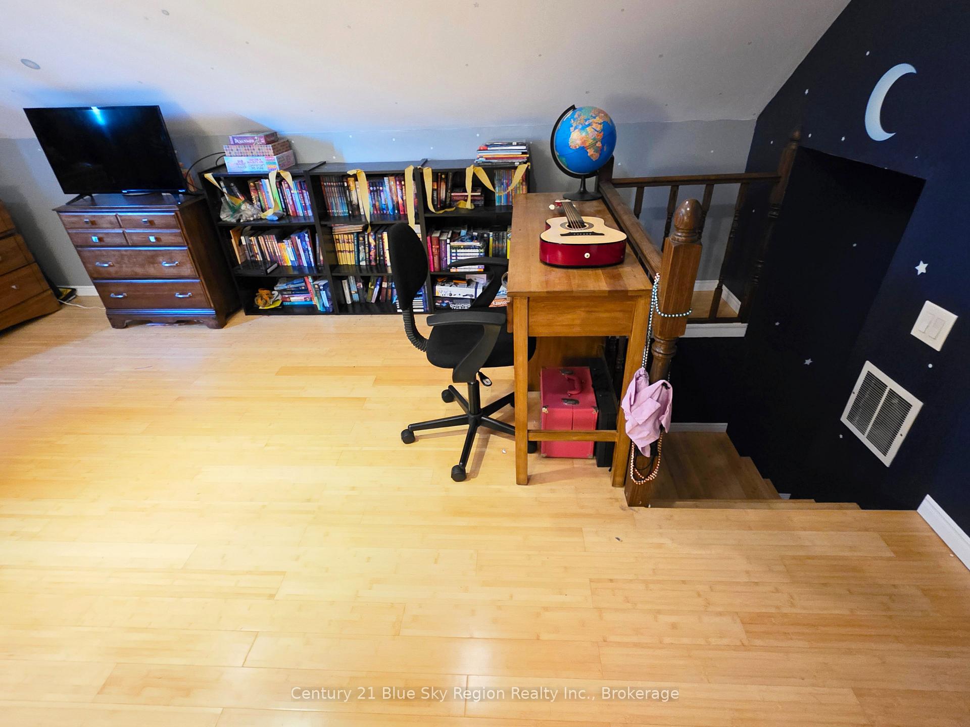 Photo 29 of 90 Feronia Road, North Bay, Birchaven — HOMEH
