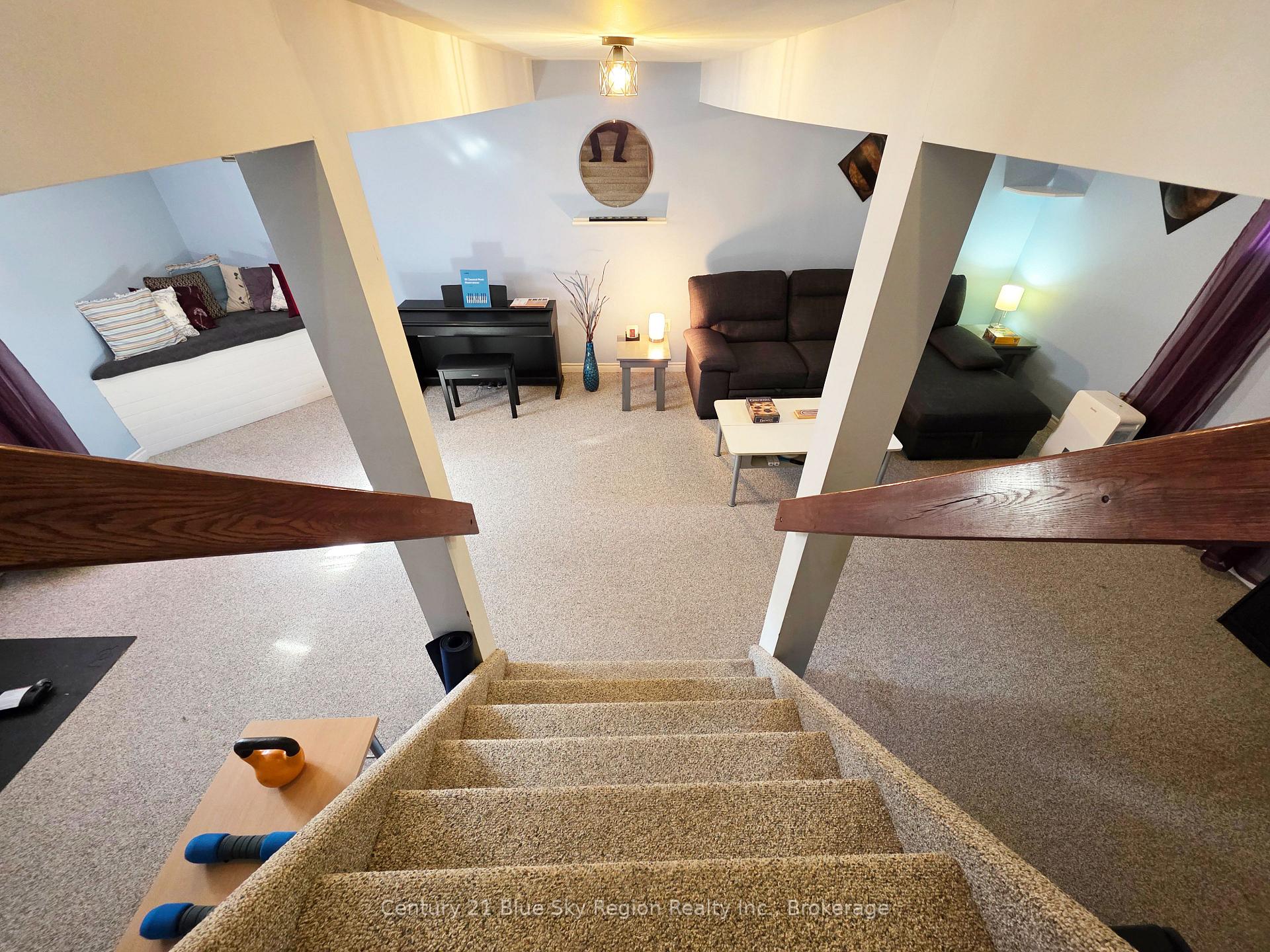 Photo 32 of 90 Feronia Road, North Bay, Birchaven — HOMEH