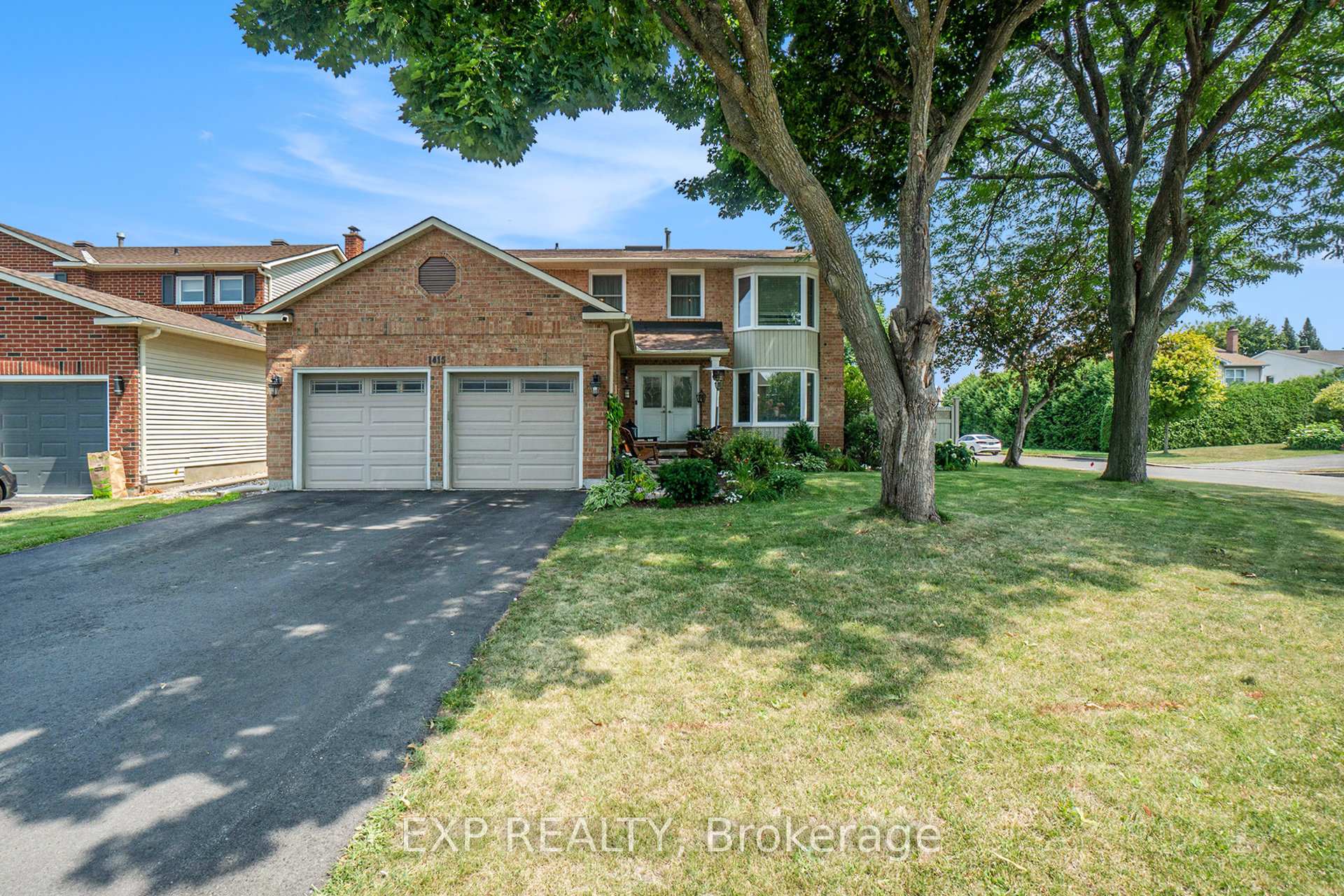 Photo 1 of 1415 Bouton D'or Way, Ottawa, Bilberry Creek/Queenswood Heights — HOMEH