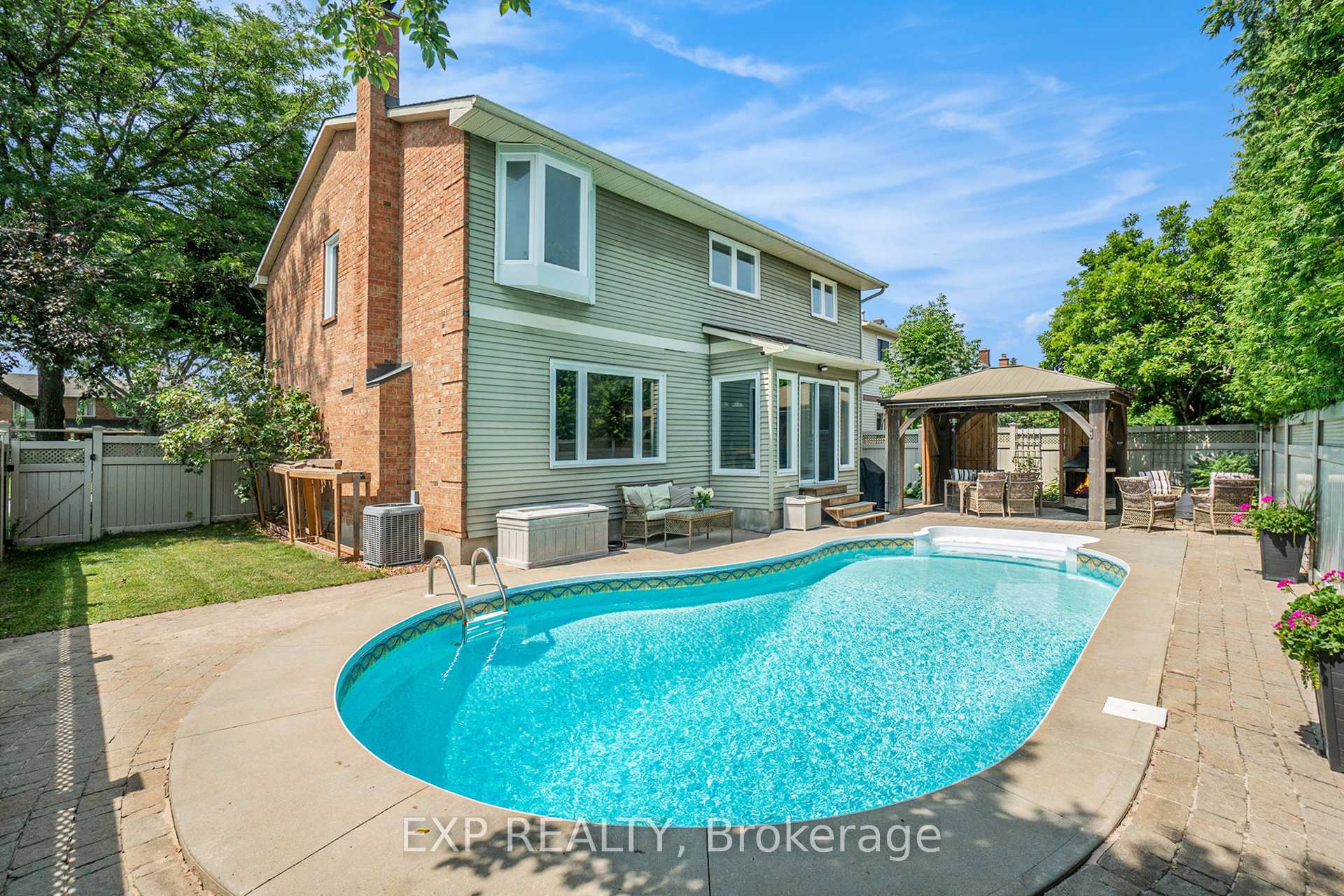 Photo 31 of 1415 Bouton D'or Way, Ottawa, Bilberry Creek/Queenswood Heights — HOMEH