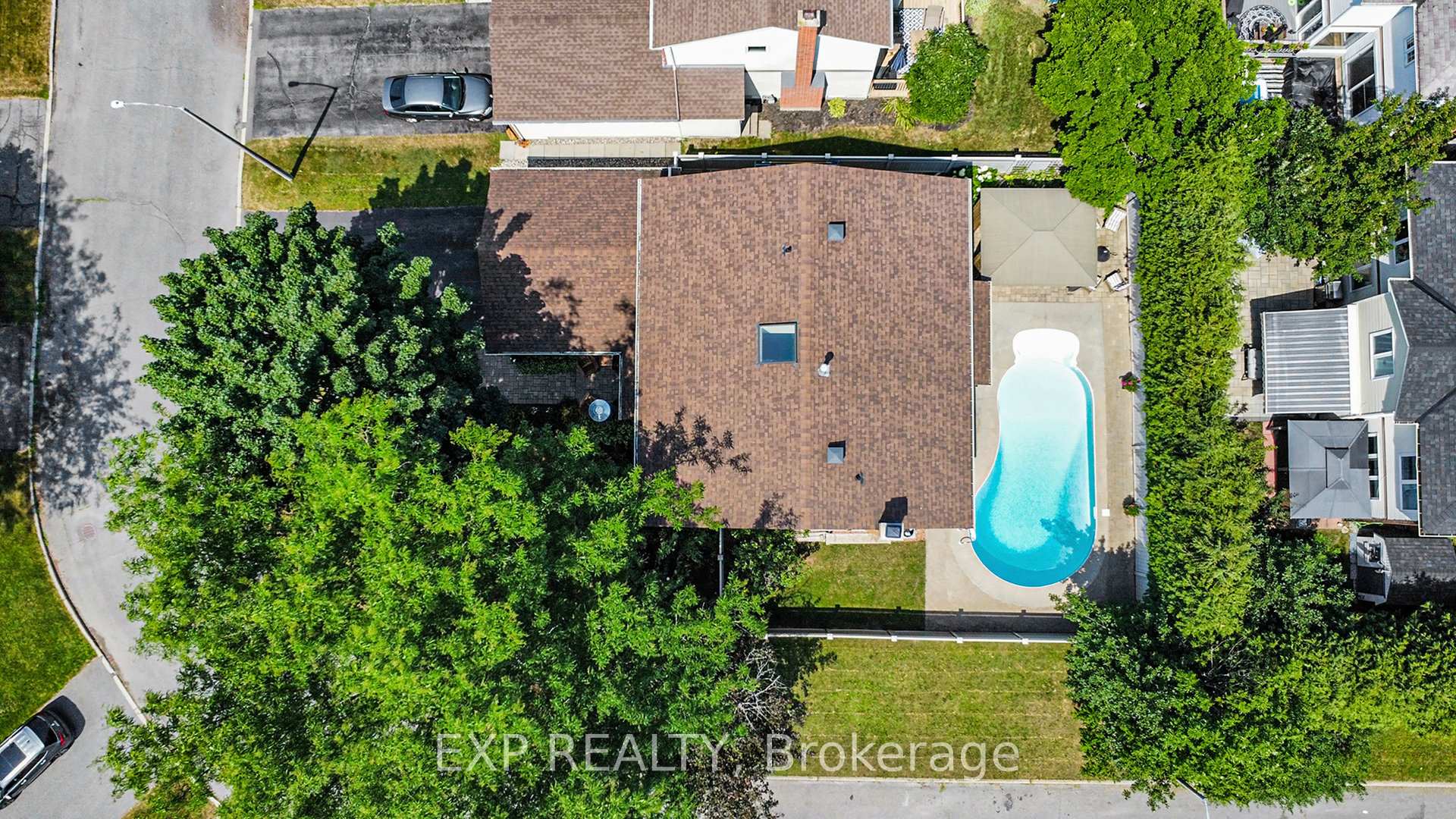 Photo 36 of 1415 Bouton D'or Way, Ottawa, Bilberry Creek/Queenswood Heights — HOMEH