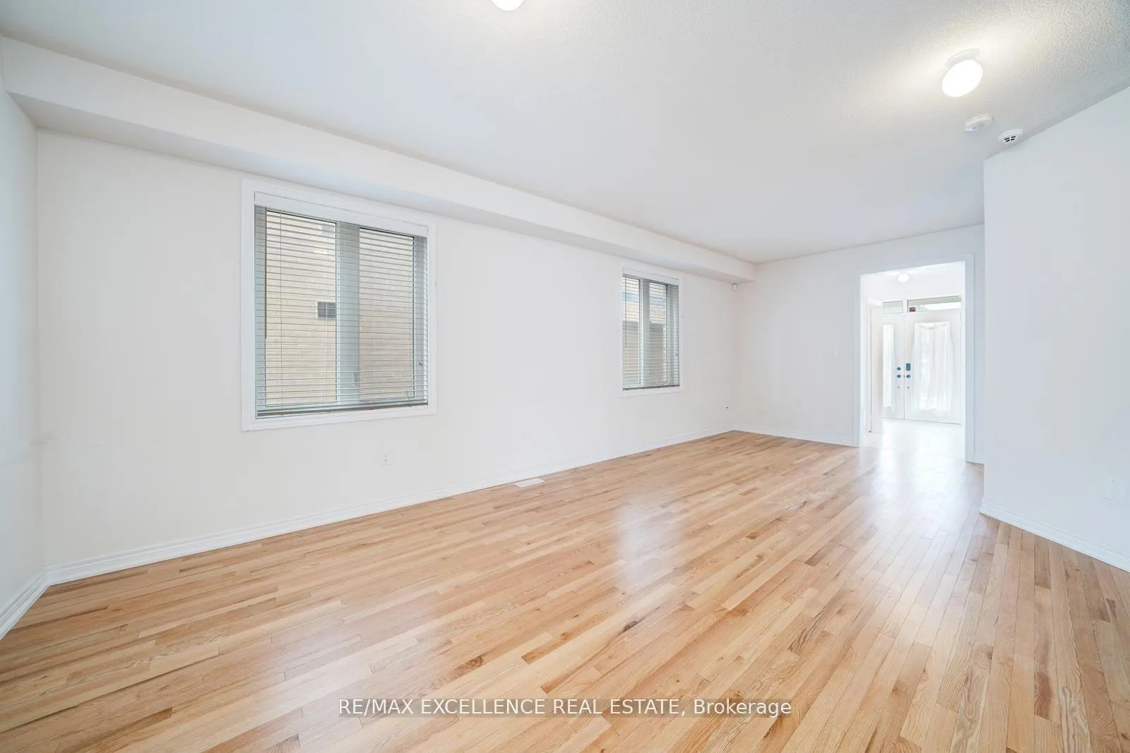 Photo 11 of 2085 Coppermine Street, Oshawa, Kedron — HOMEH