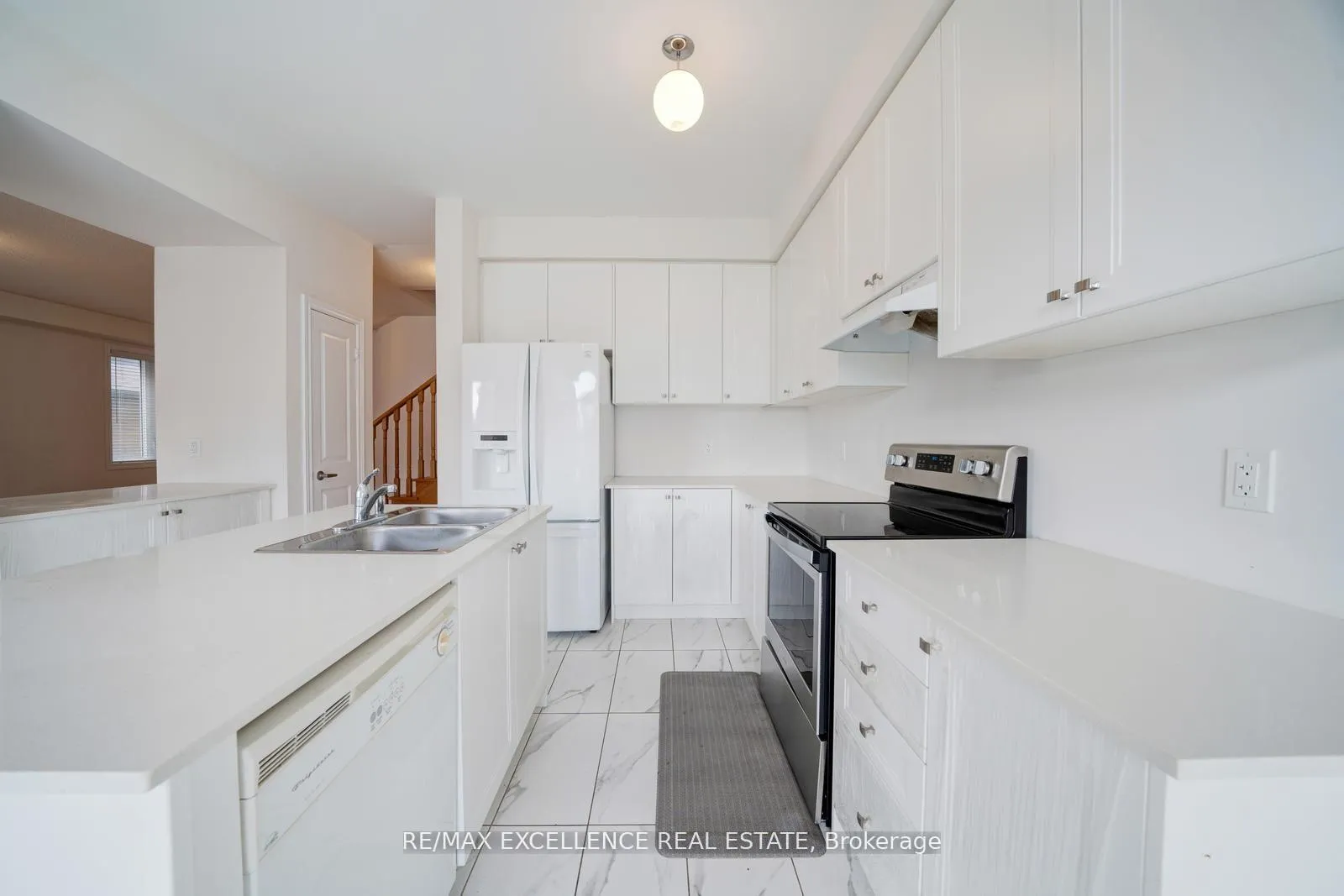 Photo 16 of 2085 Coppermine Street, Oshawa, Kedron — HOMEH